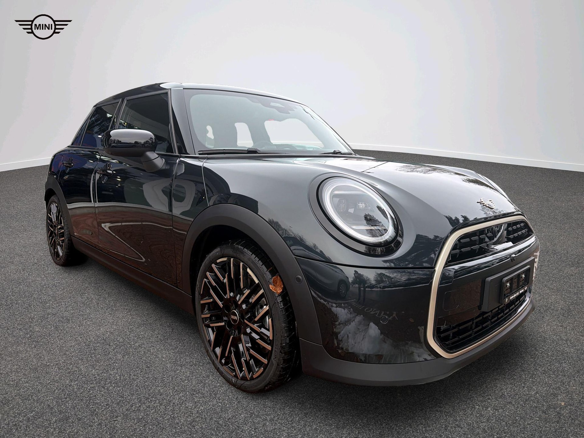 MINI Cooper 5 door C-image-11