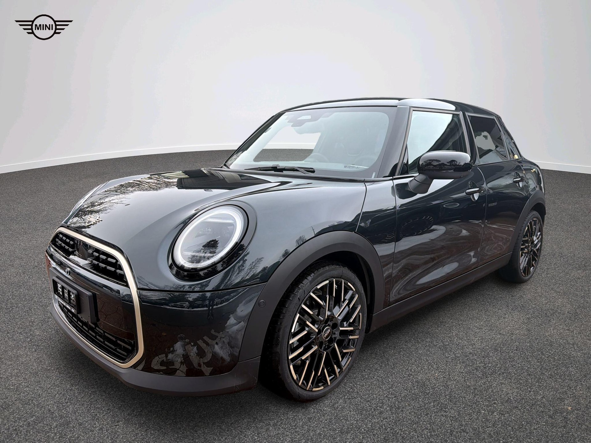 MINI Cooper 5 door C-image-0