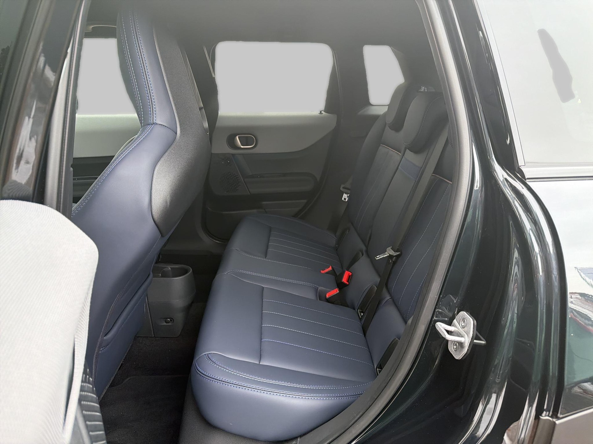 MINI Cooper 5 door C-image-16