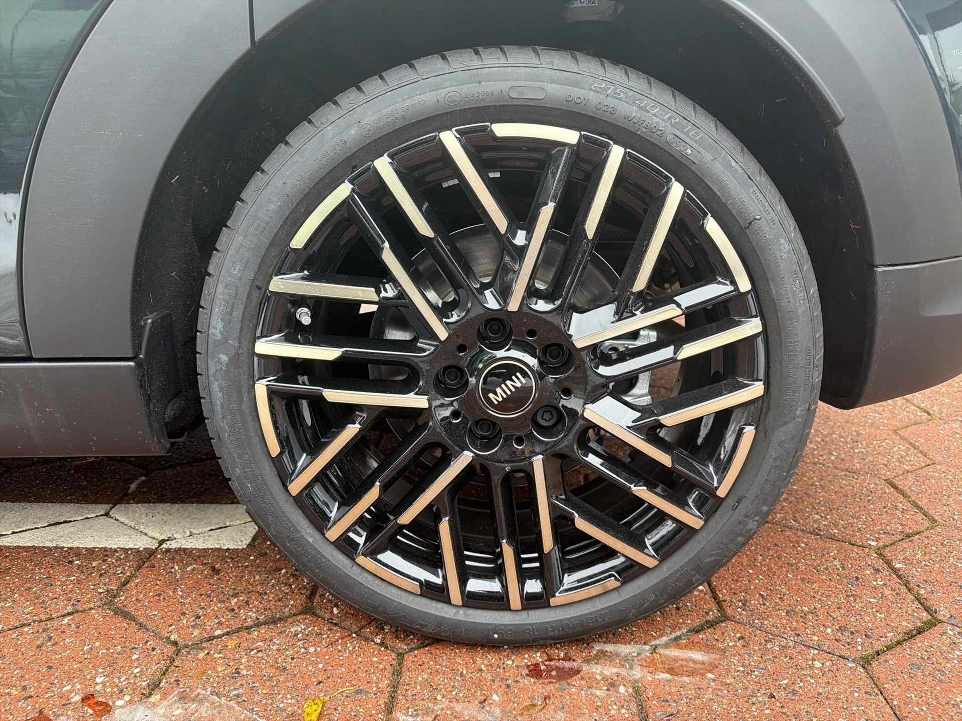 MINI Cooper 5 door C-image-7