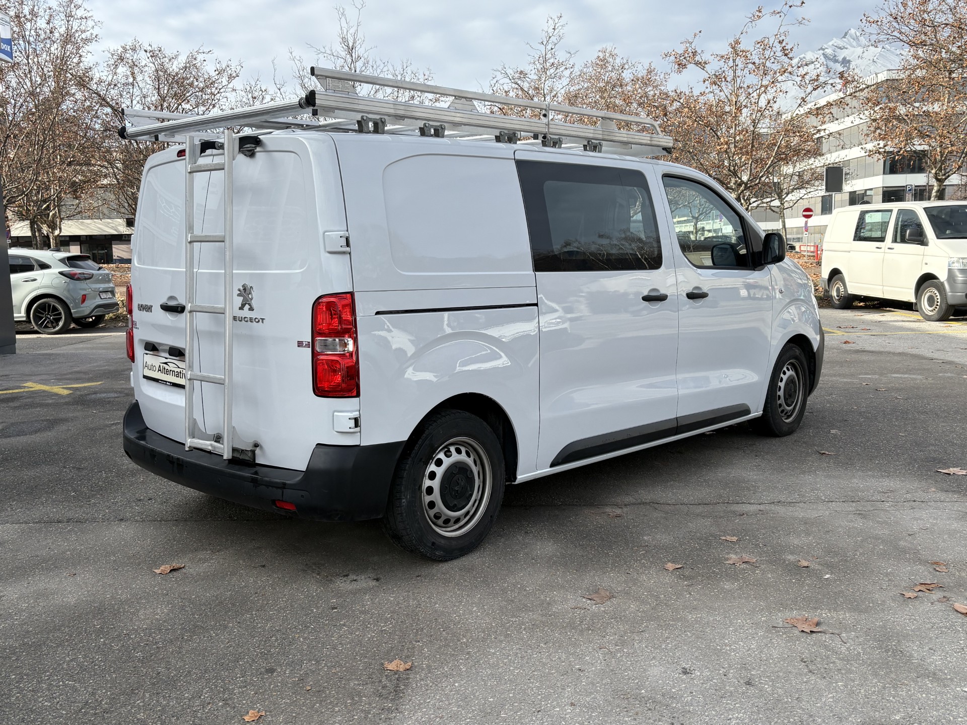 PEUGEOT Expert 1.5 BlueHDi 120 S&S Variable Pro Standard-showroom-element-2