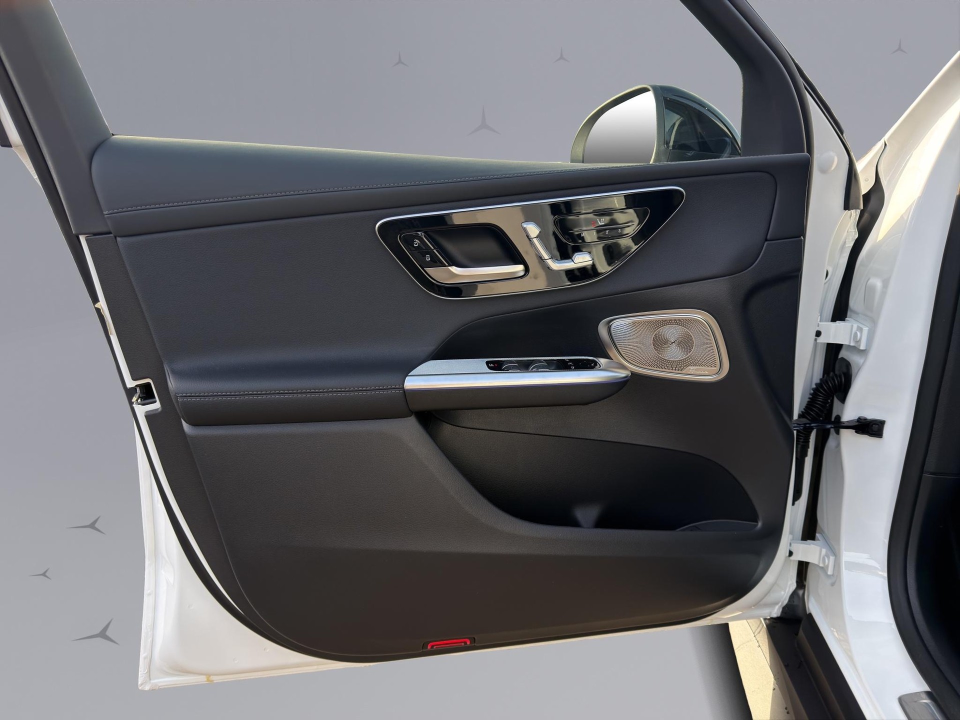 MERCEDES-BENZ GLC 220 d AMG Line 4matic-image-21