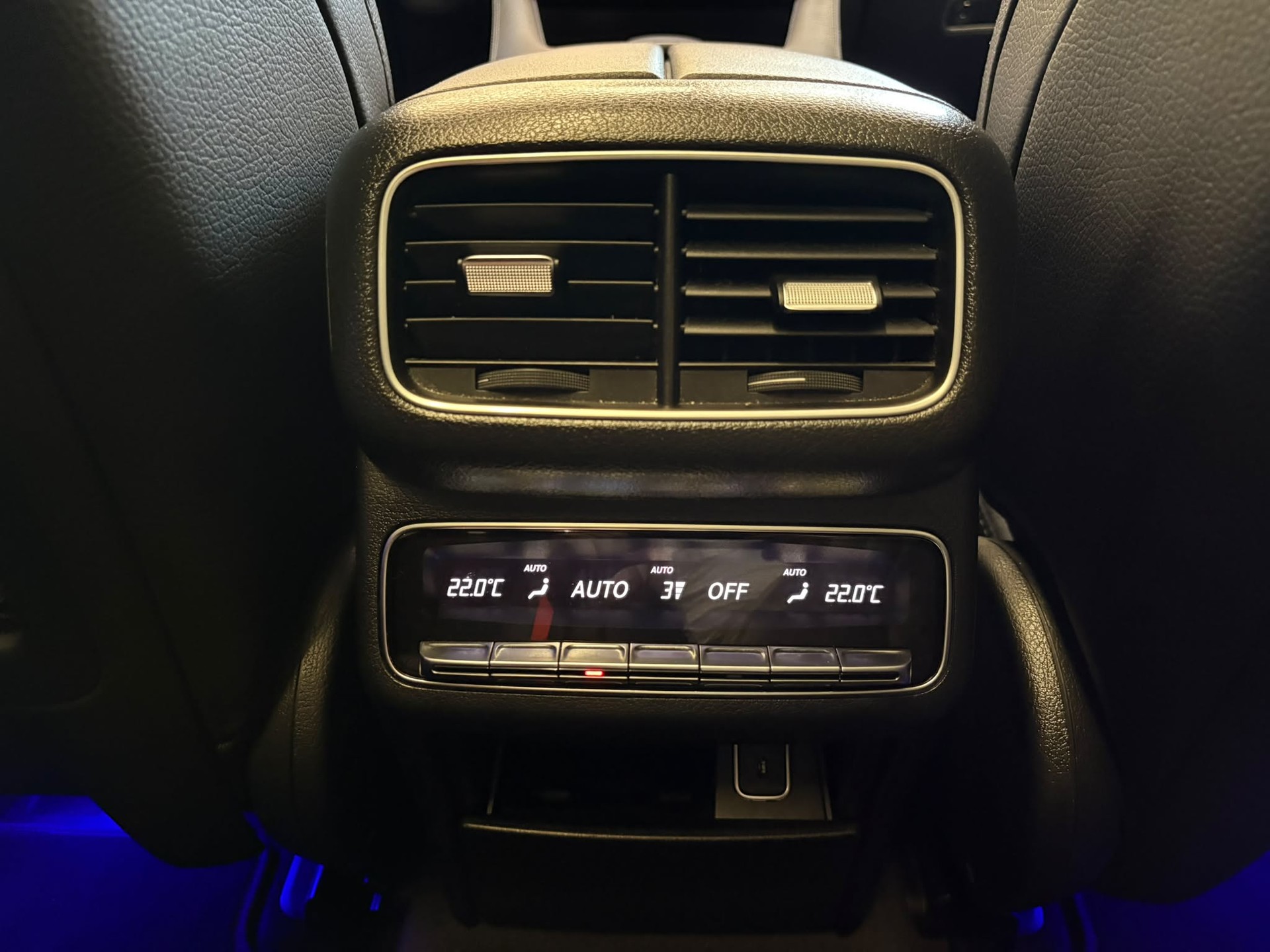 MERCEDES-BENZ GLE 400 d 4Matic AMG Line 9G-Tronic-image-19