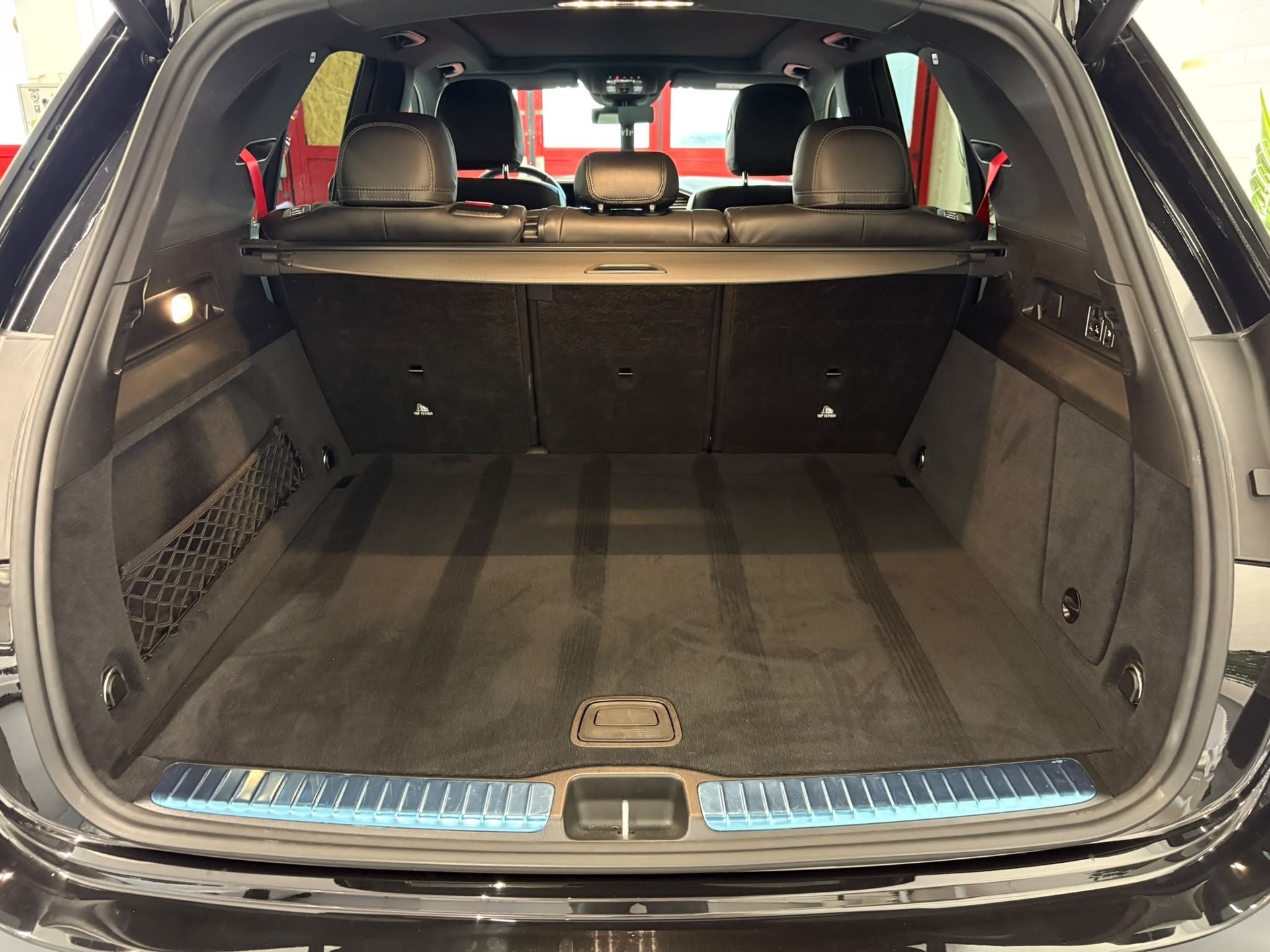 MERCEDES-BENZ GLE 400 d 4Matic AMG Line 9G-Tronic-image-10