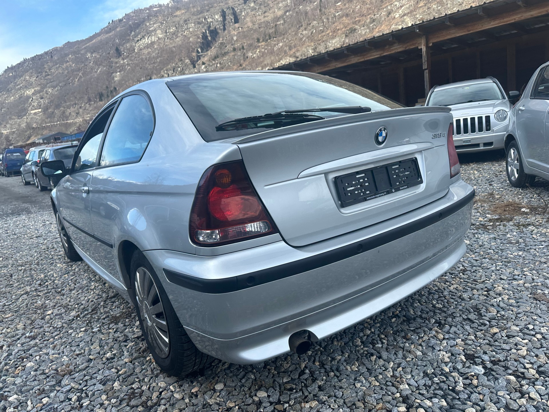 BMW 318 ti Compact-image-8