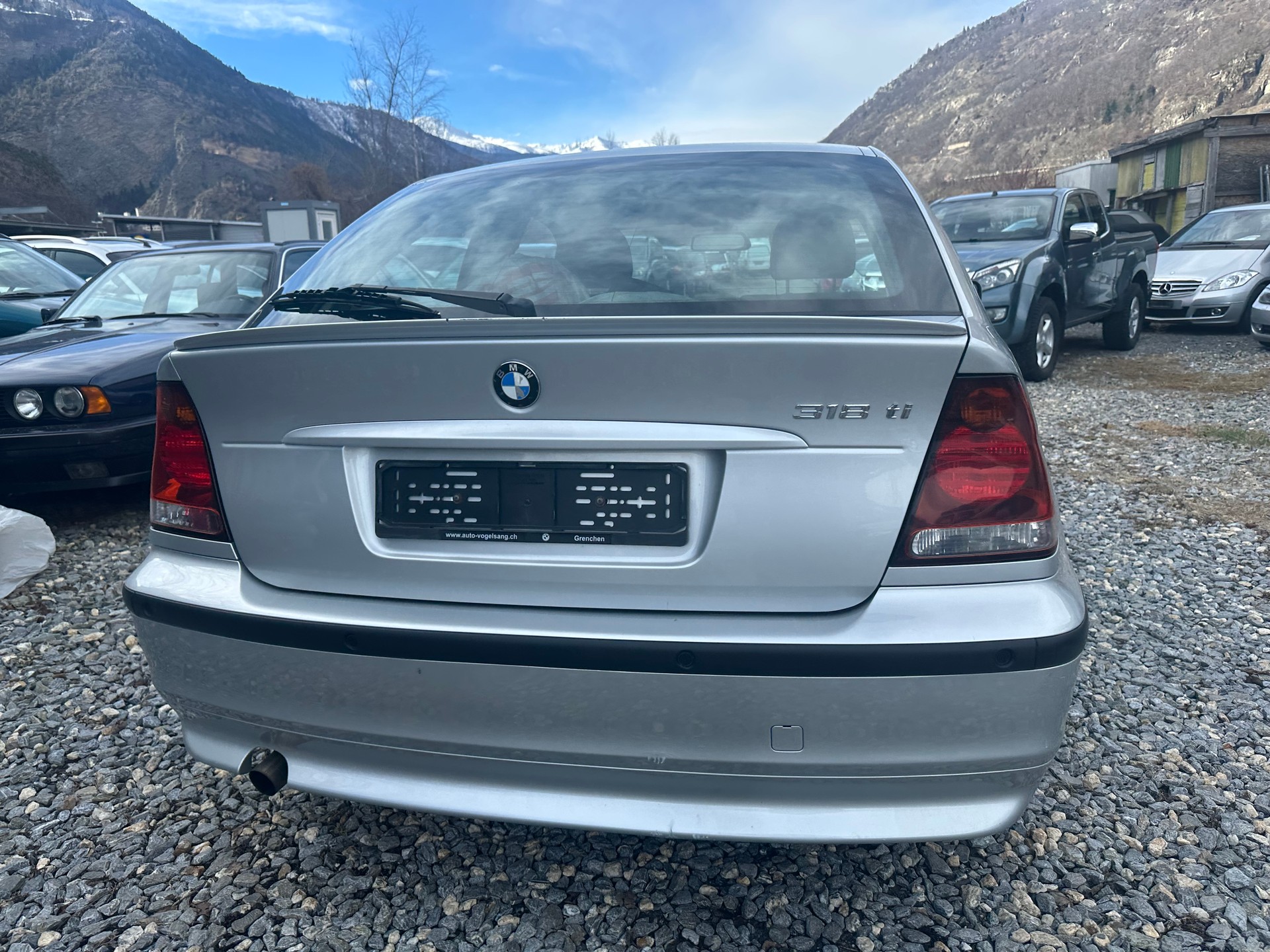 BMW 318 ti Compact-image-11