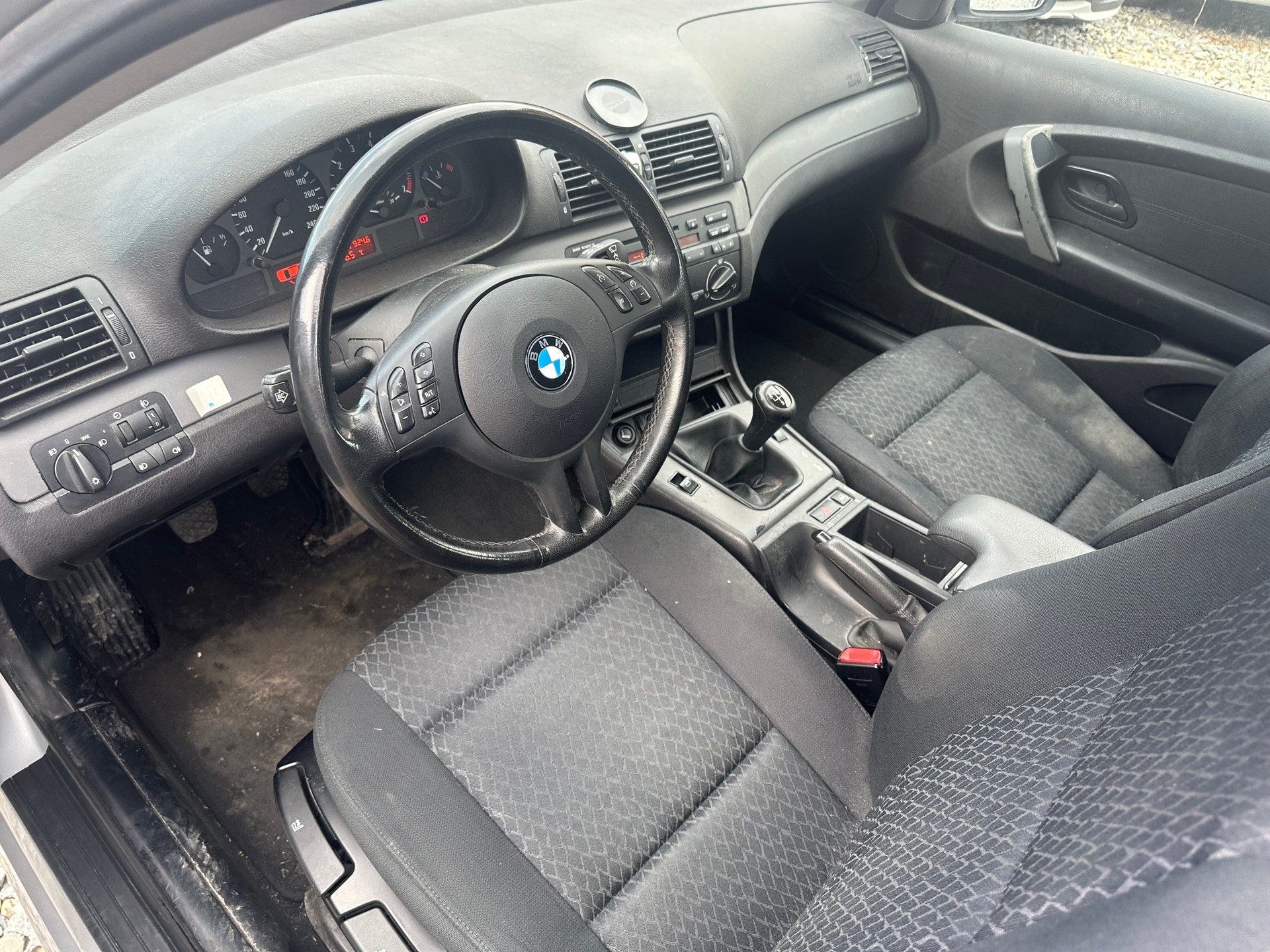 BMW 318 ti Compact-image-13