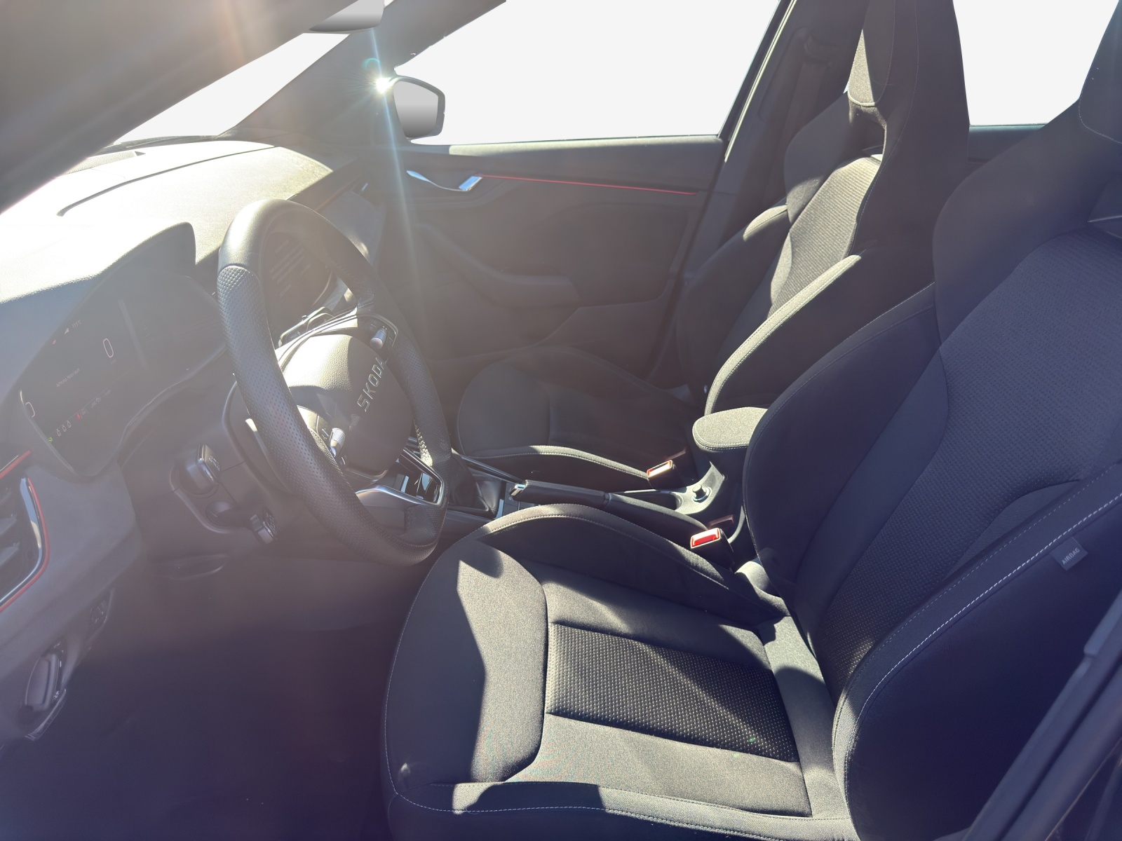 SKODA Kamiq 1.0 TSI Dynamic DSG-image-7