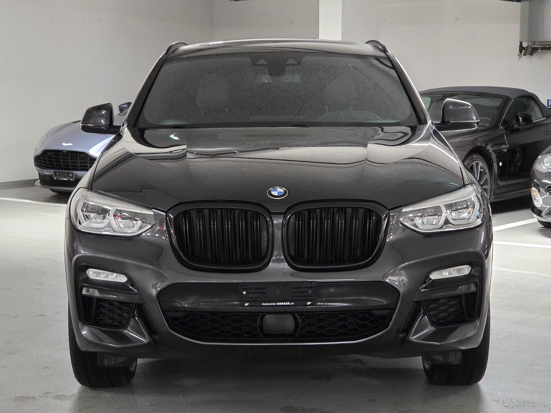 BMW X4 M40i Steptronic-showroom-element-1