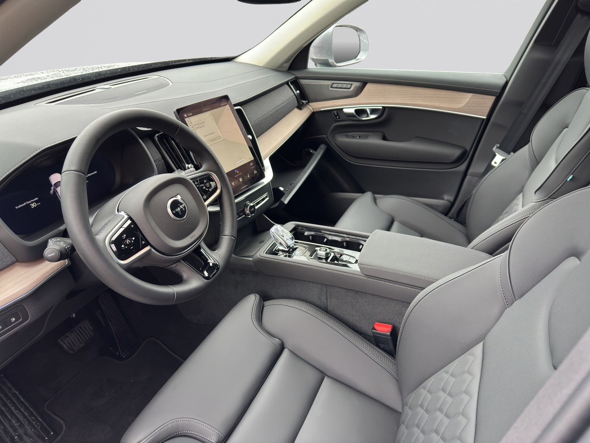 VOLVO XC90 T8 eAWD PluginHybrid Plus Bright Geartronic-image-6