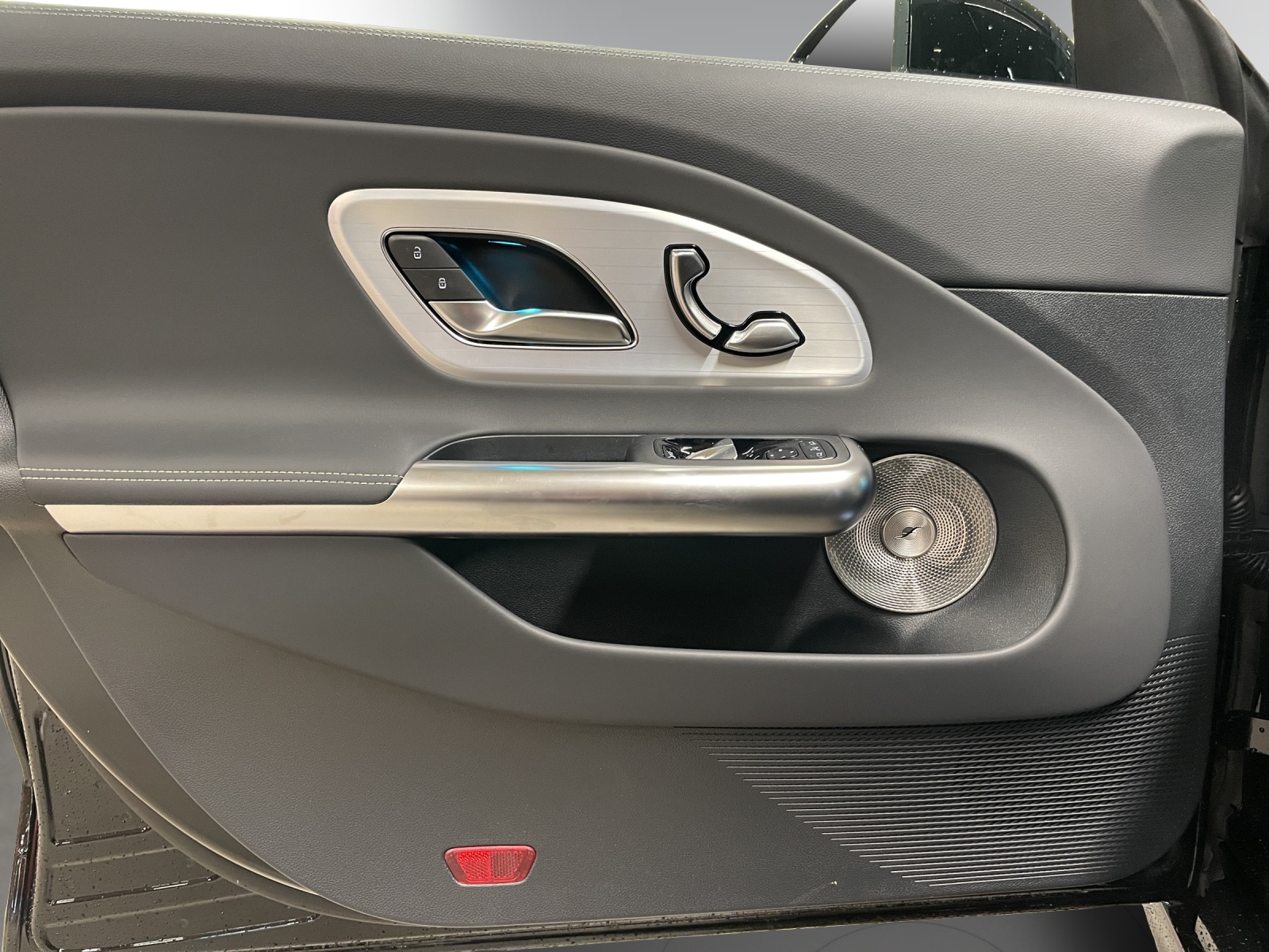 MERCEDES-BENZ CLA 220 8G-DCT 4Matic-image-5