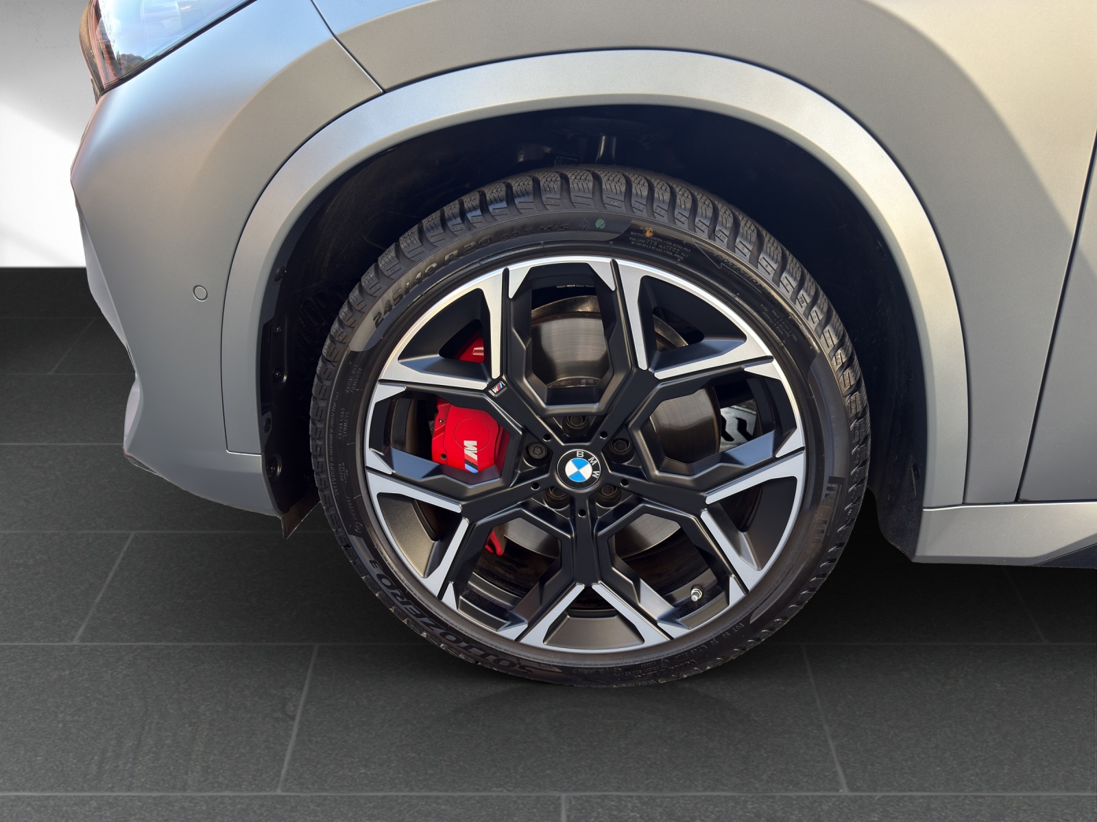 BMW X1 xDrive M35i-image-8