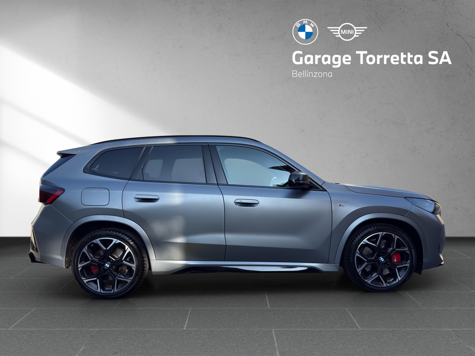 BMW X1 xDrive M35i-image-5