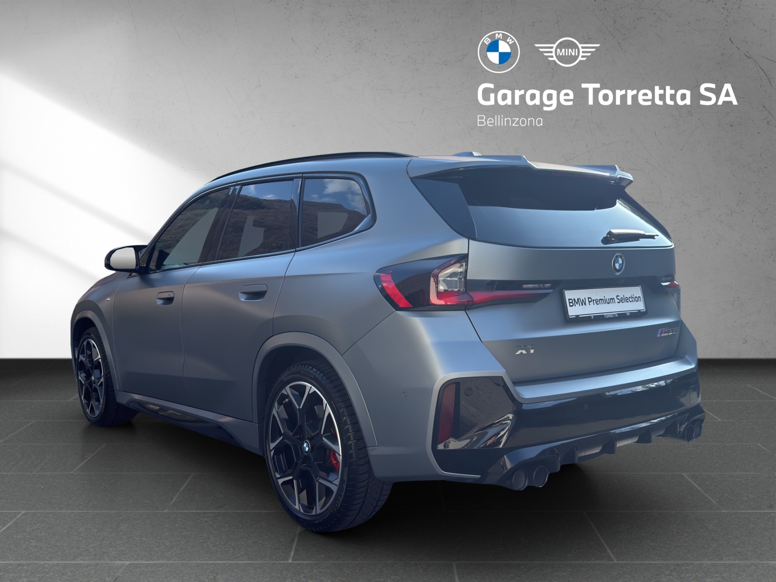 BMW X1 xDrive M35i-image-2