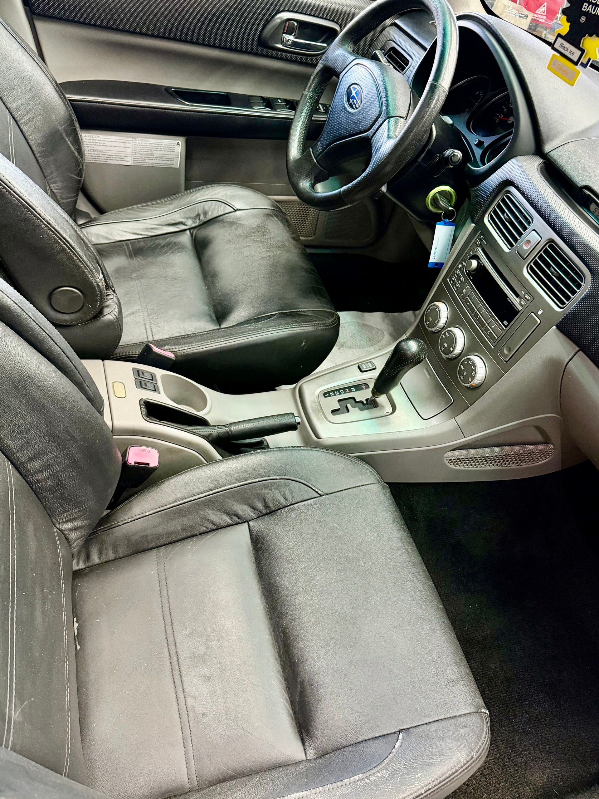 SUBARU Forester 2.0XT Automatic-image-3