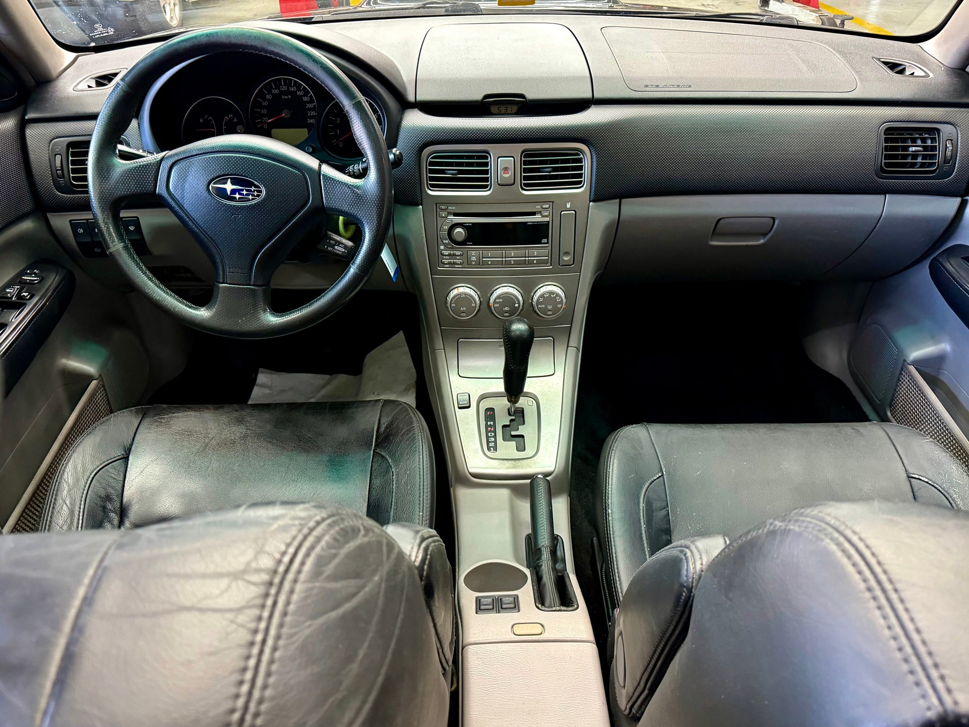 SUBARU Forester 2.0XT Automatic-image-4