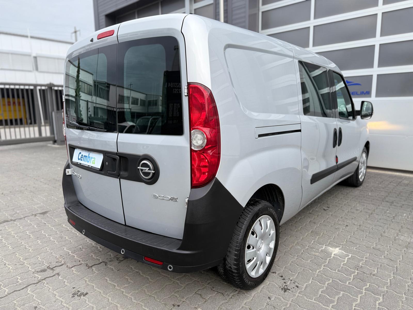 OPEL Combo 1.4 CNG Turbo ecoFLEX 2.4 L1H1-image-4