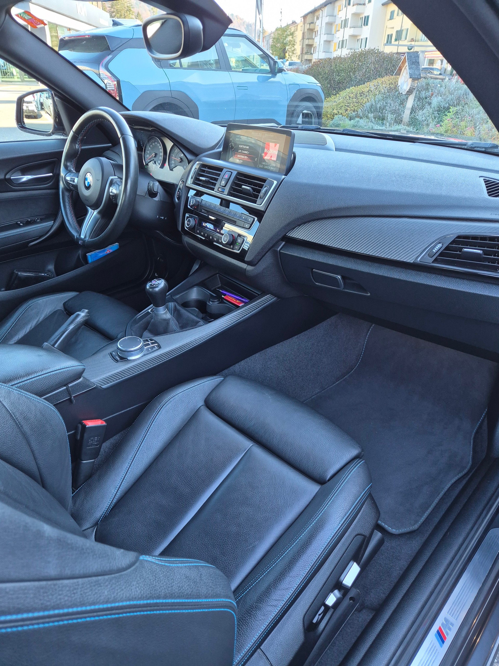 BMW M2 - gepflegtes und schönes CH-Fahrzeug - wurde im Winter nicht gefahren - Nichtraucher-image-6