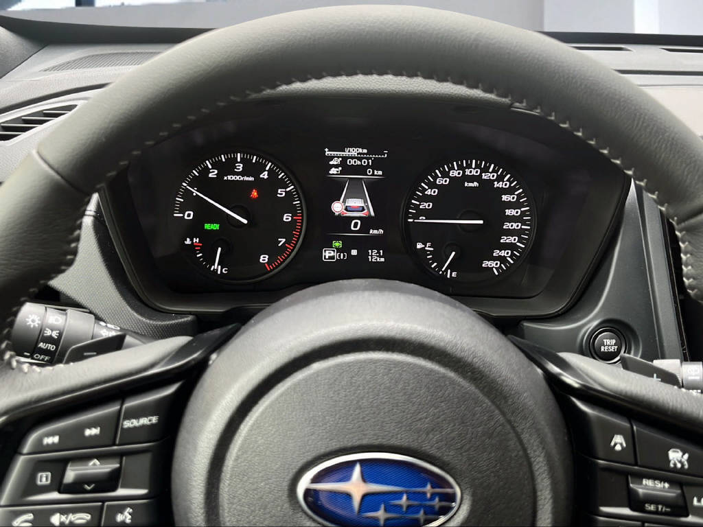 SUBARU Forester Station 2.0i e-Boxer Swiss Plus Model 2026-image-12