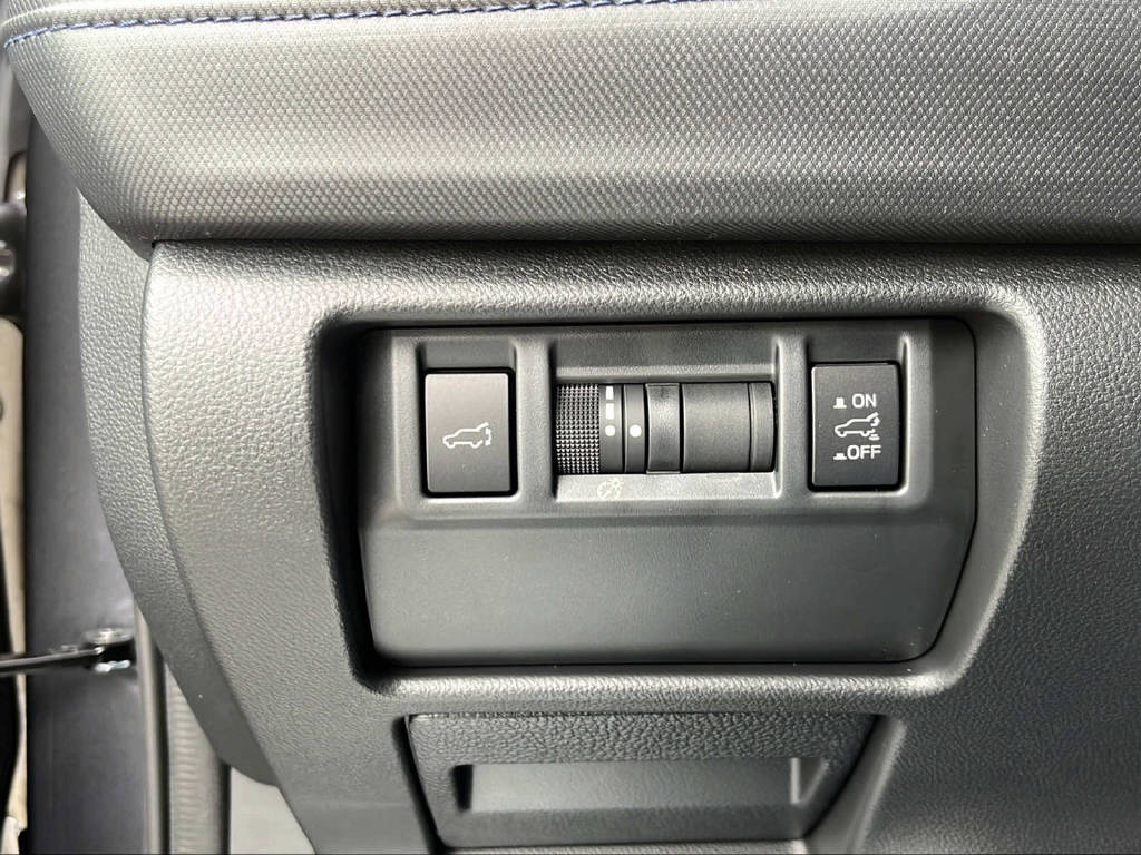 SUBARU Forester Station 2.0i e-Boxer Swiss Plus Model 2026-image-26