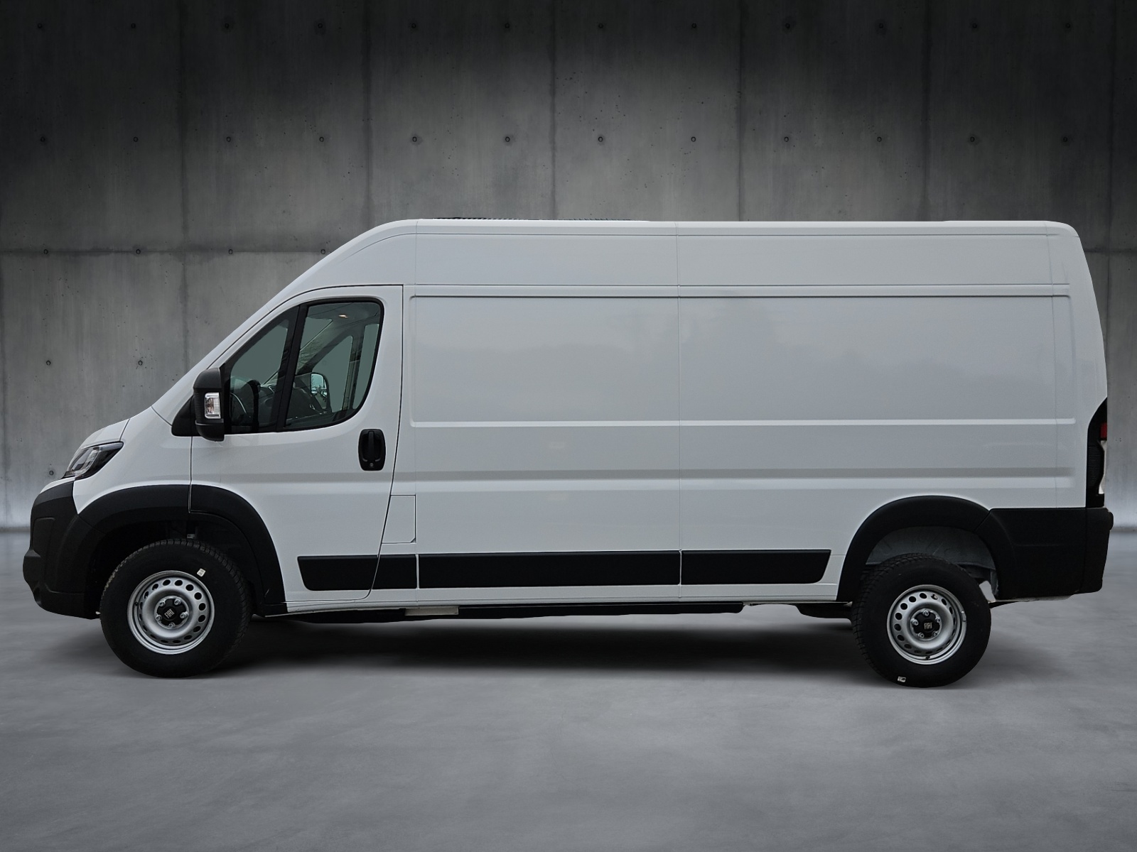 FIAT E-Ducato Maxi 42.5 110kWh L3H2-image-1