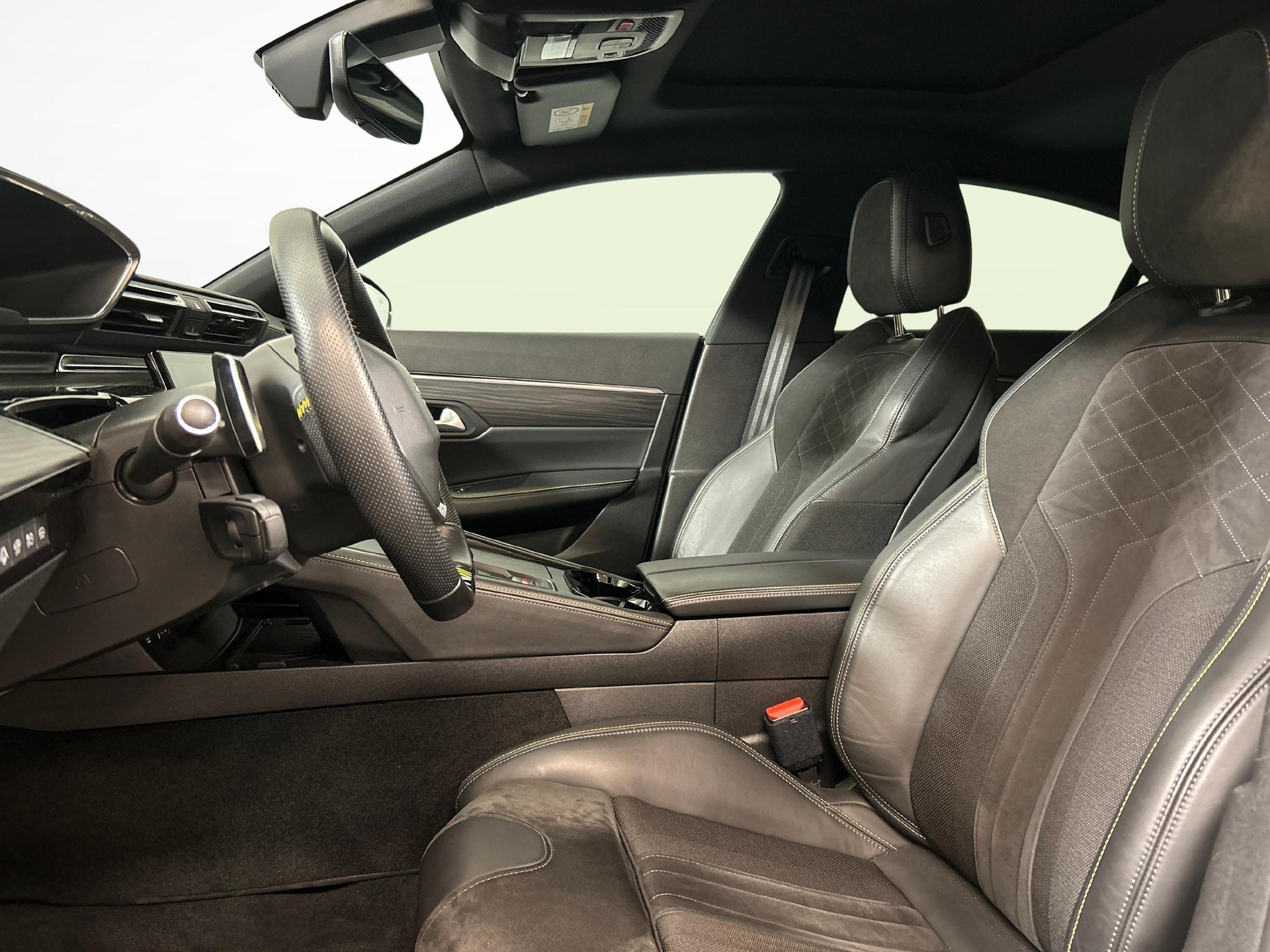 PEUGEOT 508 1.6 Plug-in Hybrid4 PSE-image-3