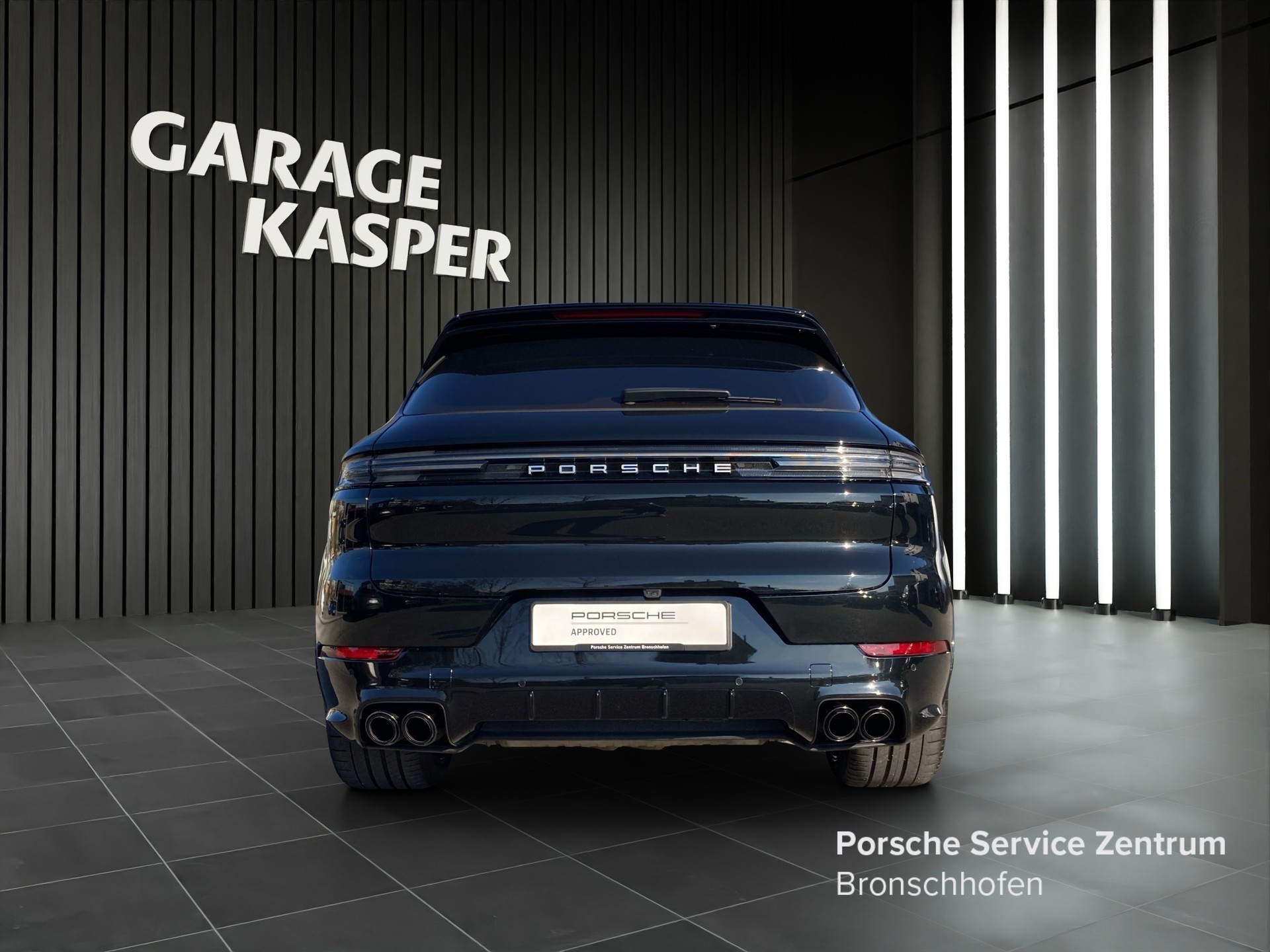 PORSCHE Cayenne 4.0 V8 Turbo E-Hybrid-image-3