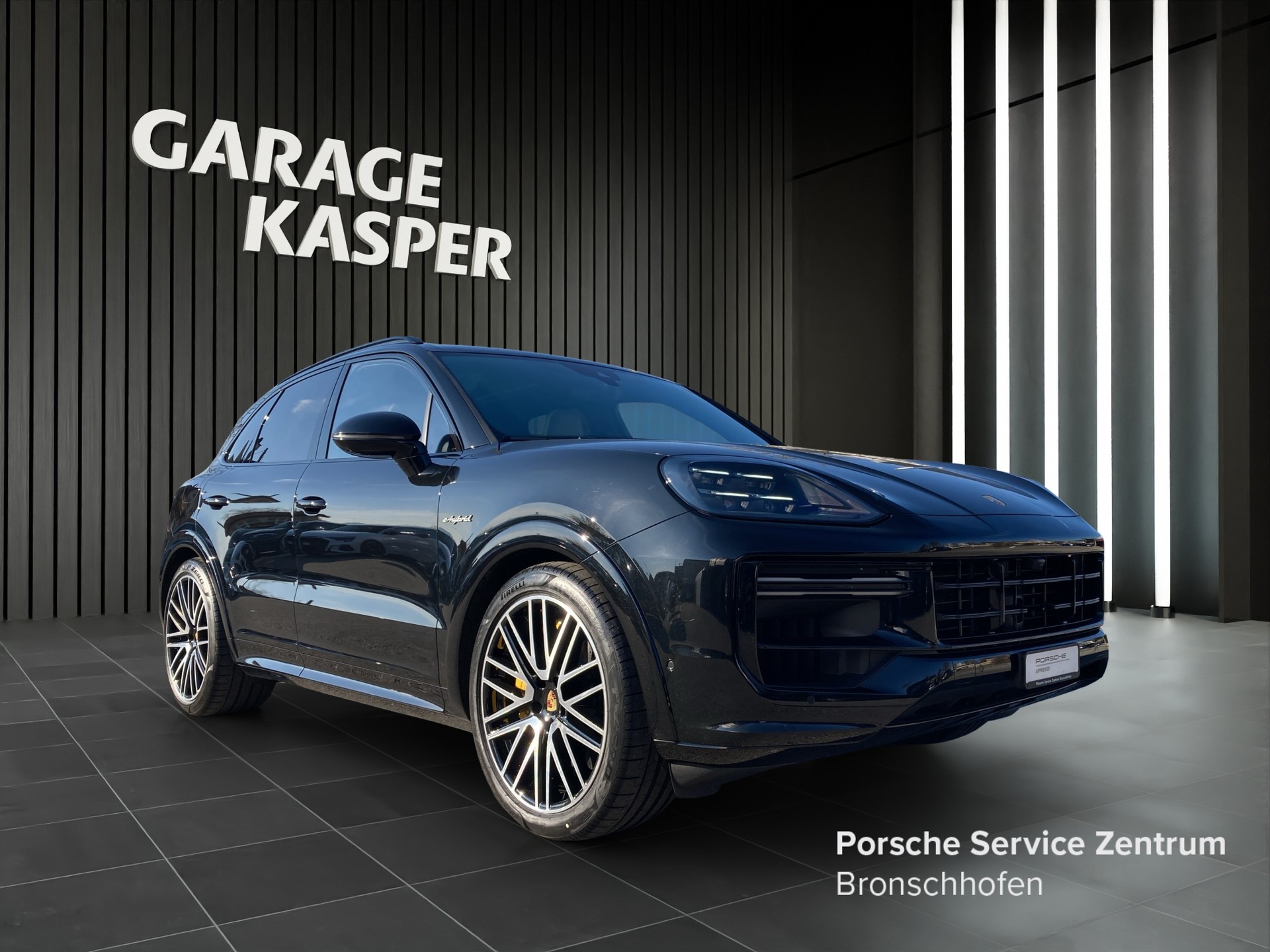 PORSCHE Cayenne 4.0 V8 Turbo E-Hybrid-image-6