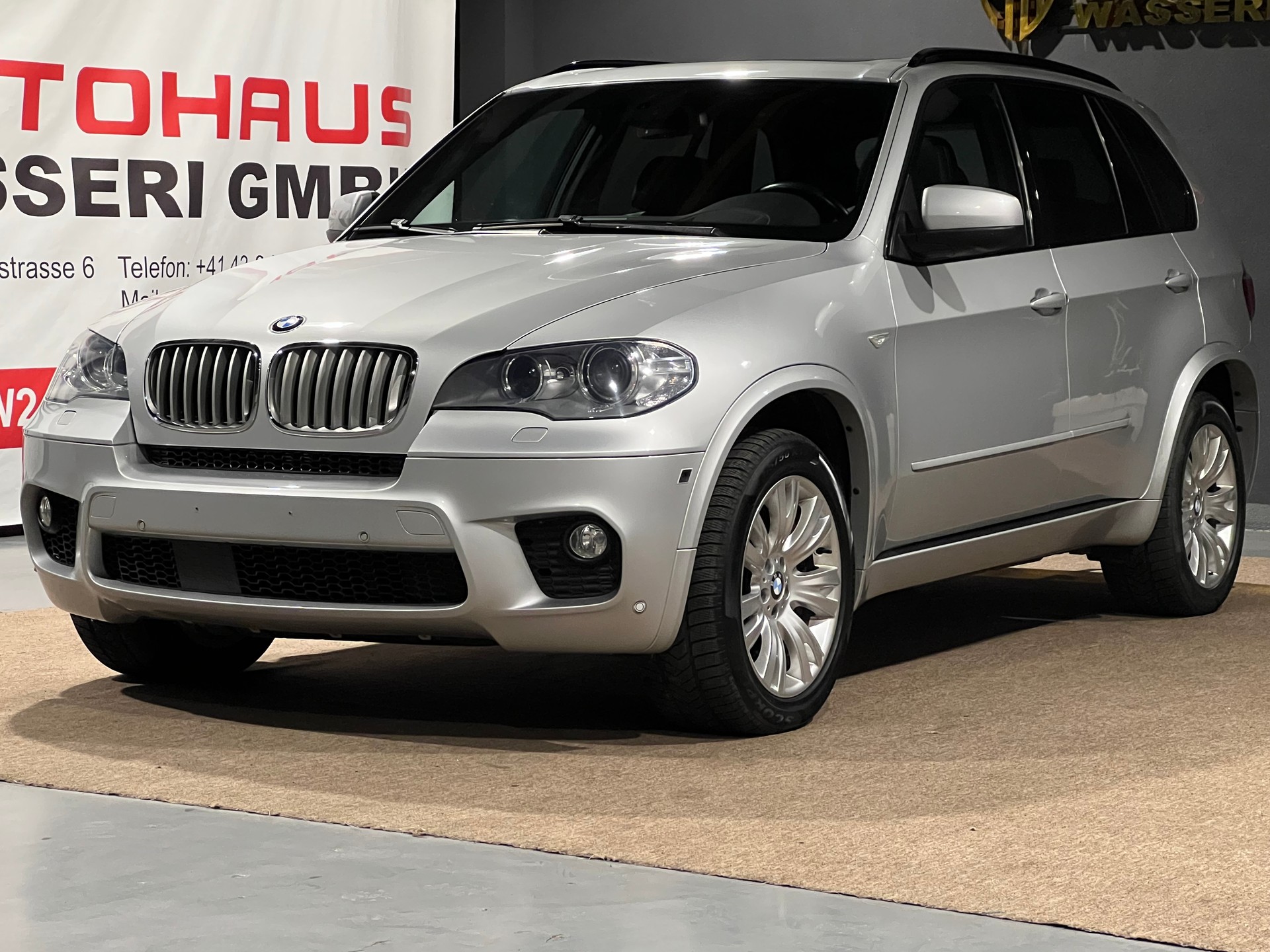 BMW X5 xDrive 50i Steptronic-image-7