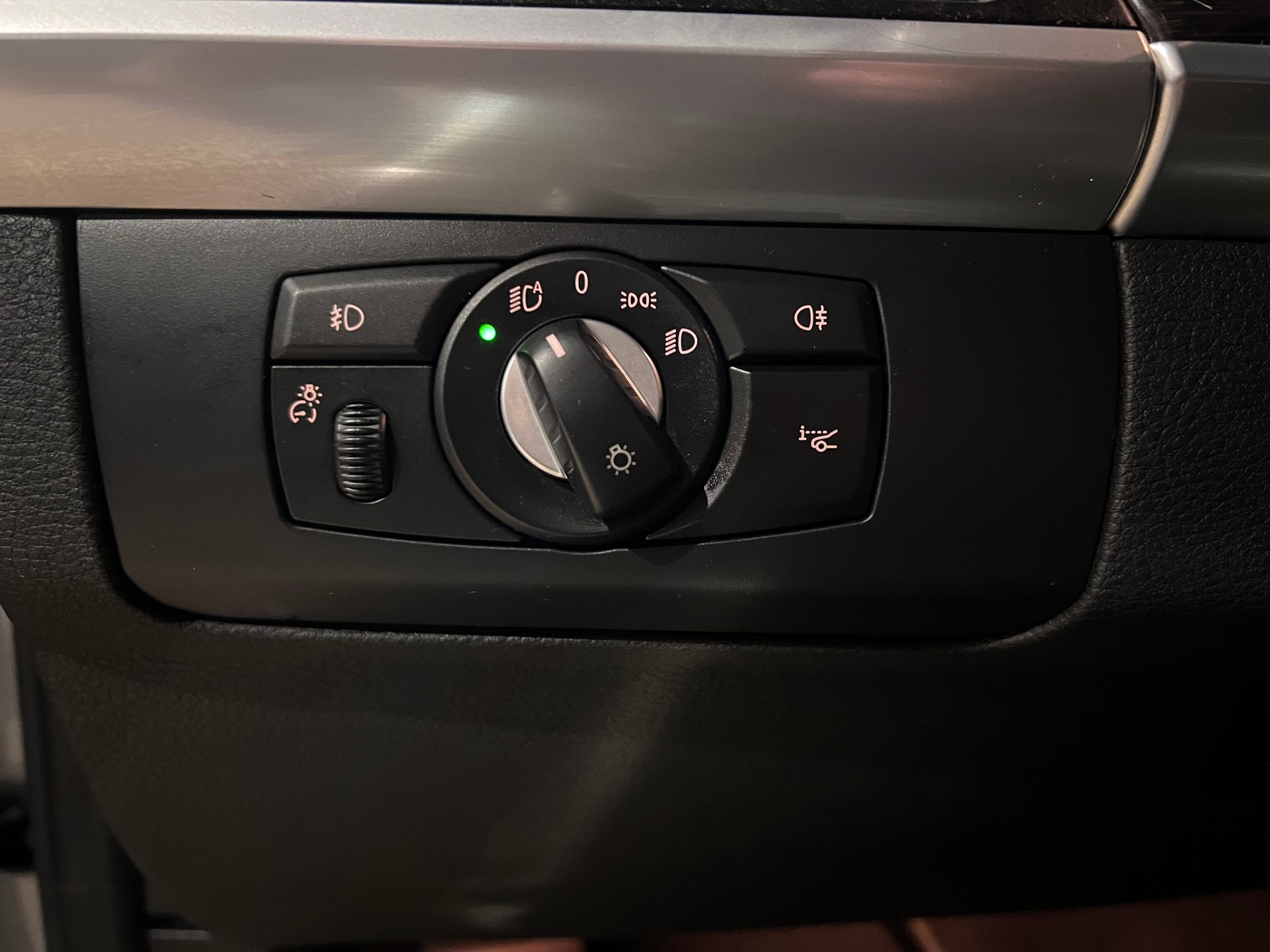 BMW X5 xDrive 50i Steptronic-image-21