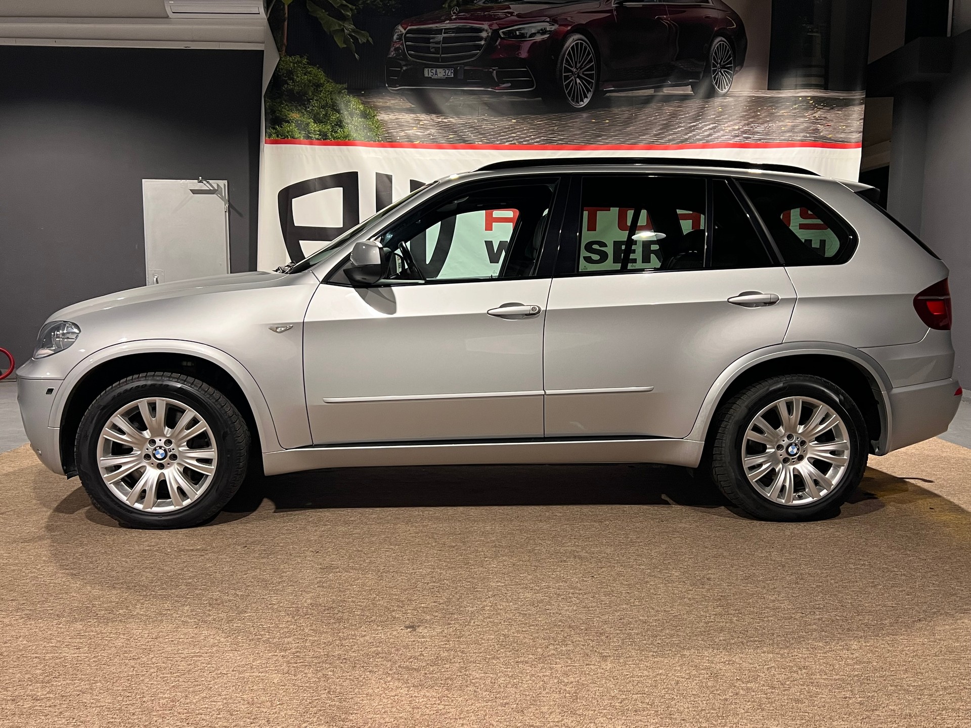 BMW X5 xDrive 50i Steptronic-image-6