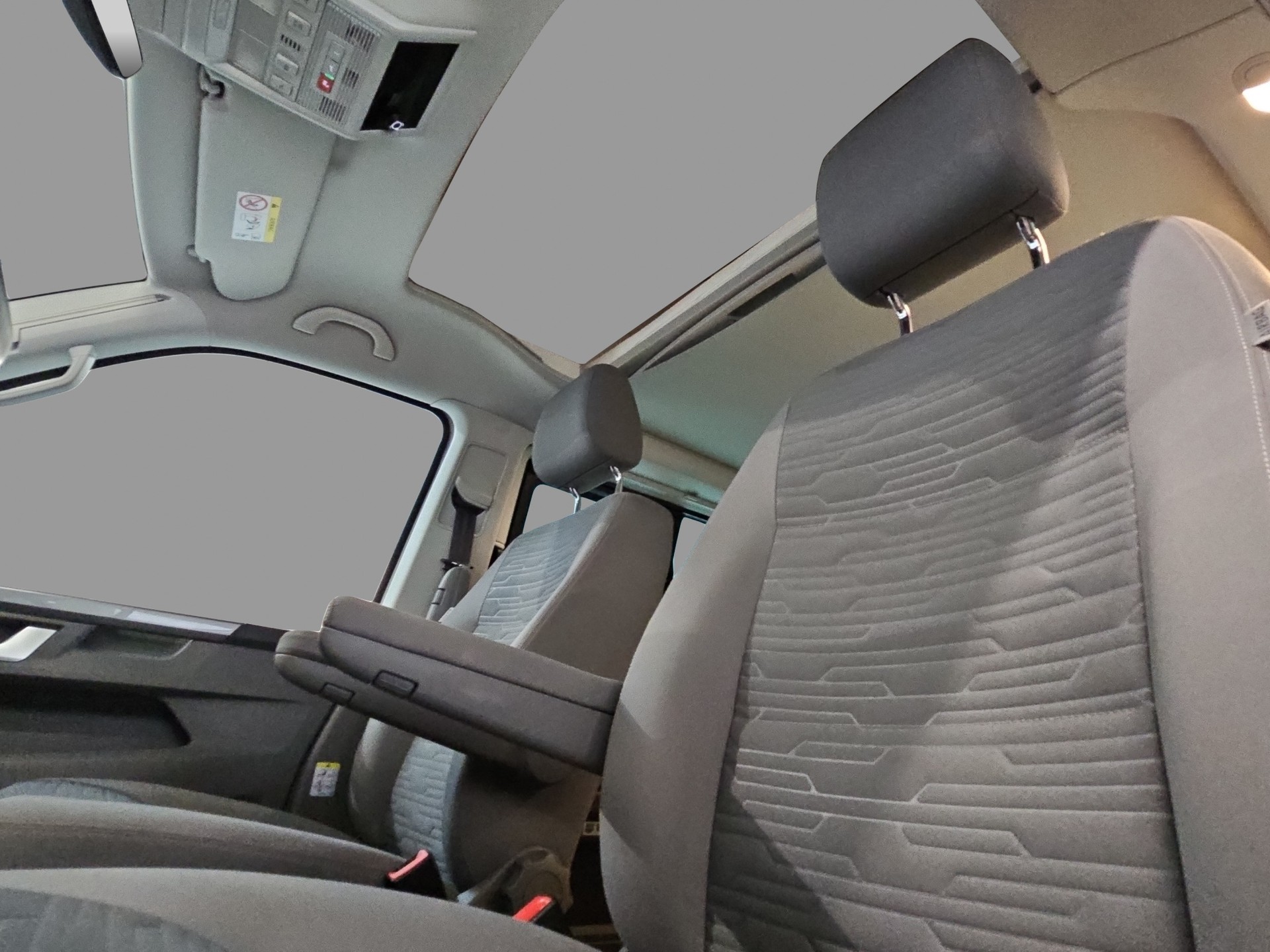 VW T6.1 California 3000 2.0 TDI Ocean Edition Liberty DSG-image-13