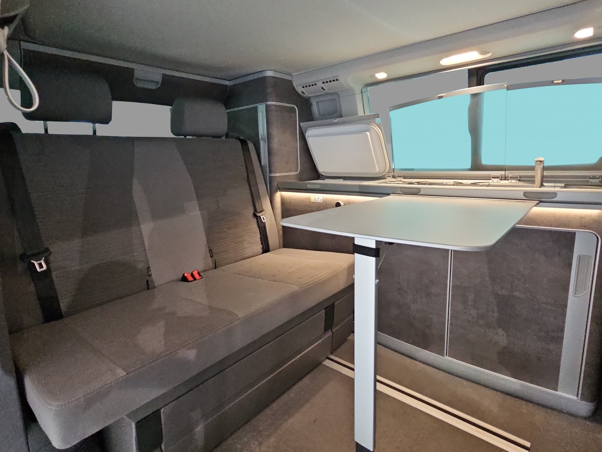 VW T6.1 California 3000 2.0 TDI Ocean Edition Liberty DSG-image-10