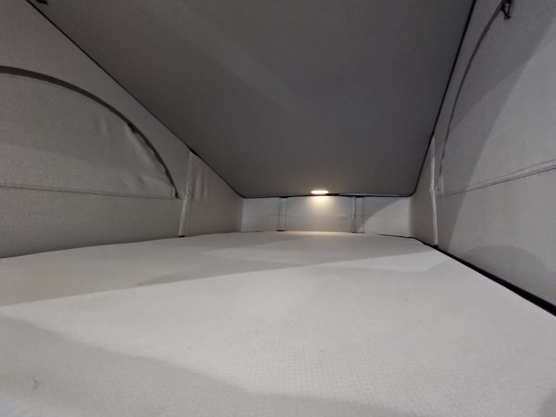 VW T6.1 California 3000 2.0 TDI Ocean Edition Liberty DSG-image-14