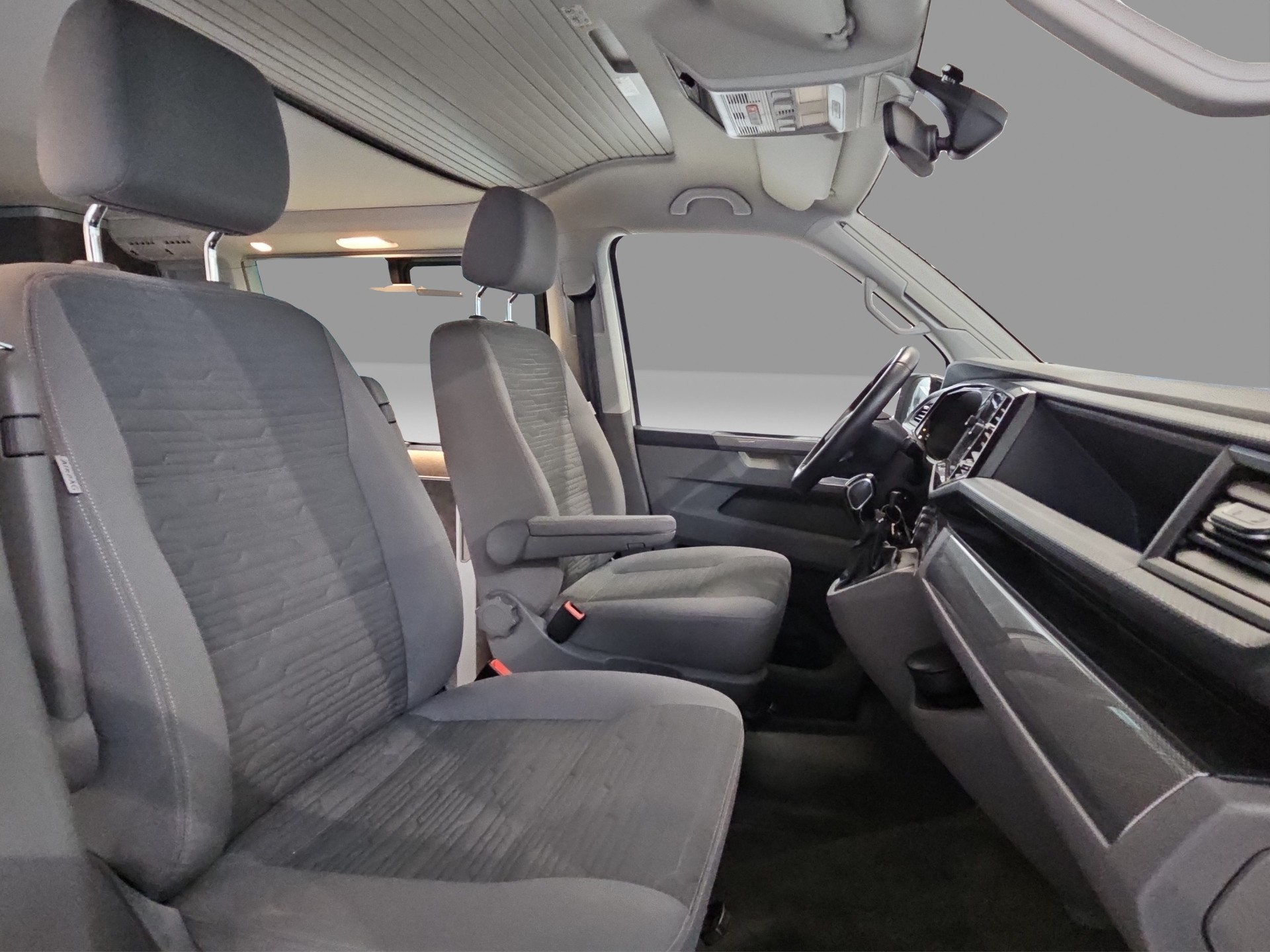 VW T6.1 California 3000 2.0 TDI Ocean Edition Liberty DSG-image-12