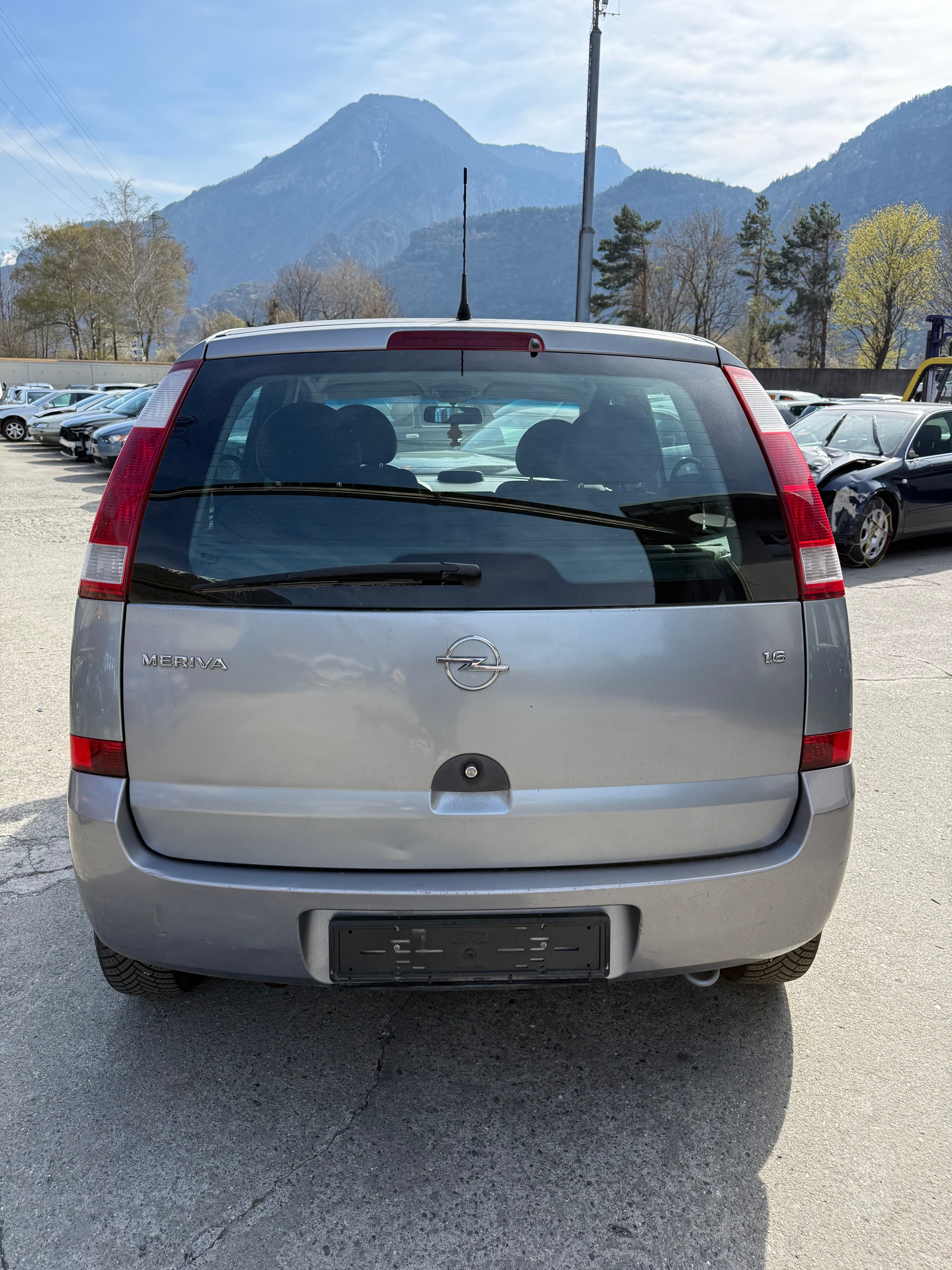 OPEL Meriva 1.6i 16V Enjoy-image-8