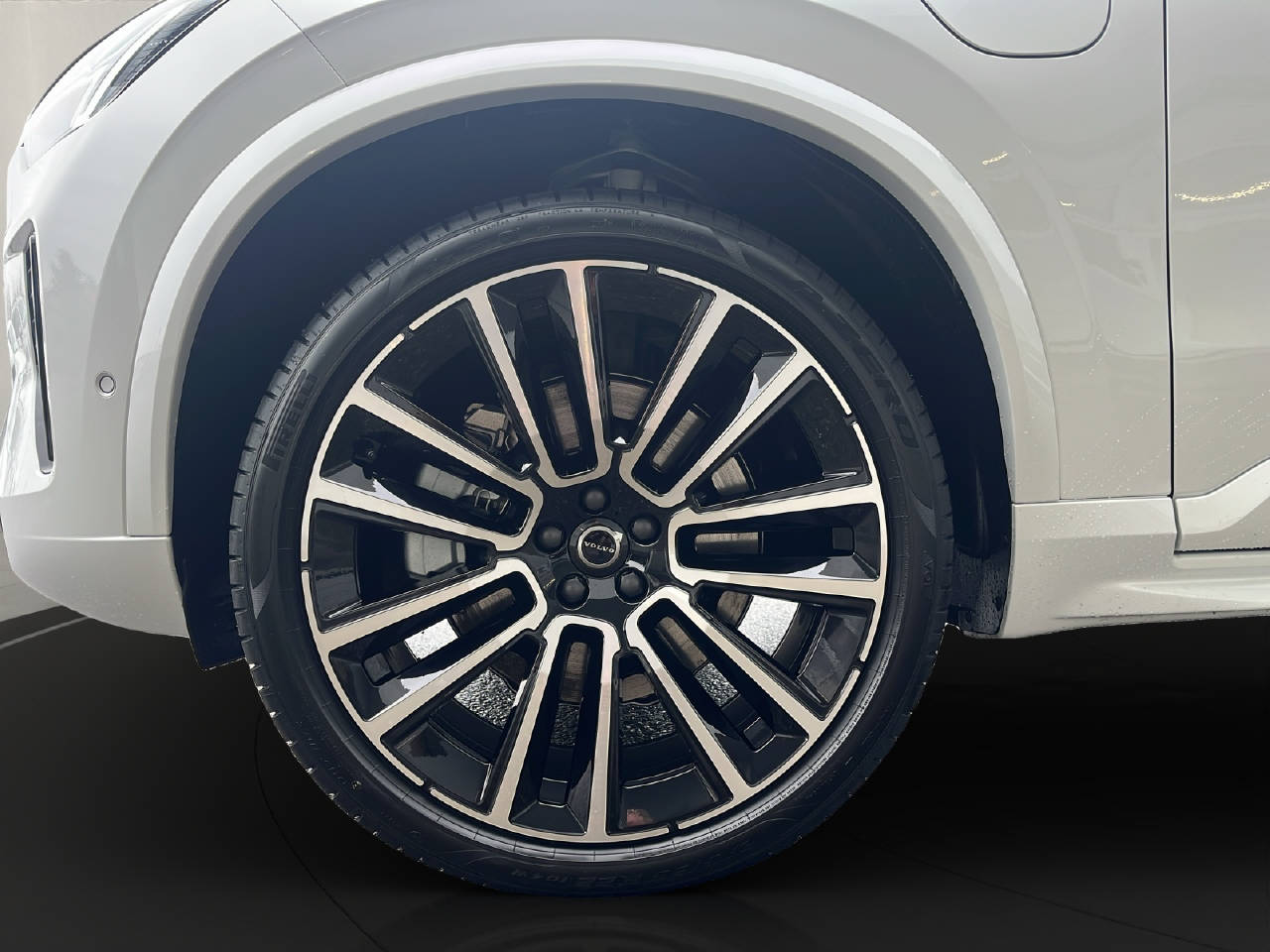VOLVO XC90 2.0 T8 TE Ultra Dark eAWD XCLUSIVE-image-8