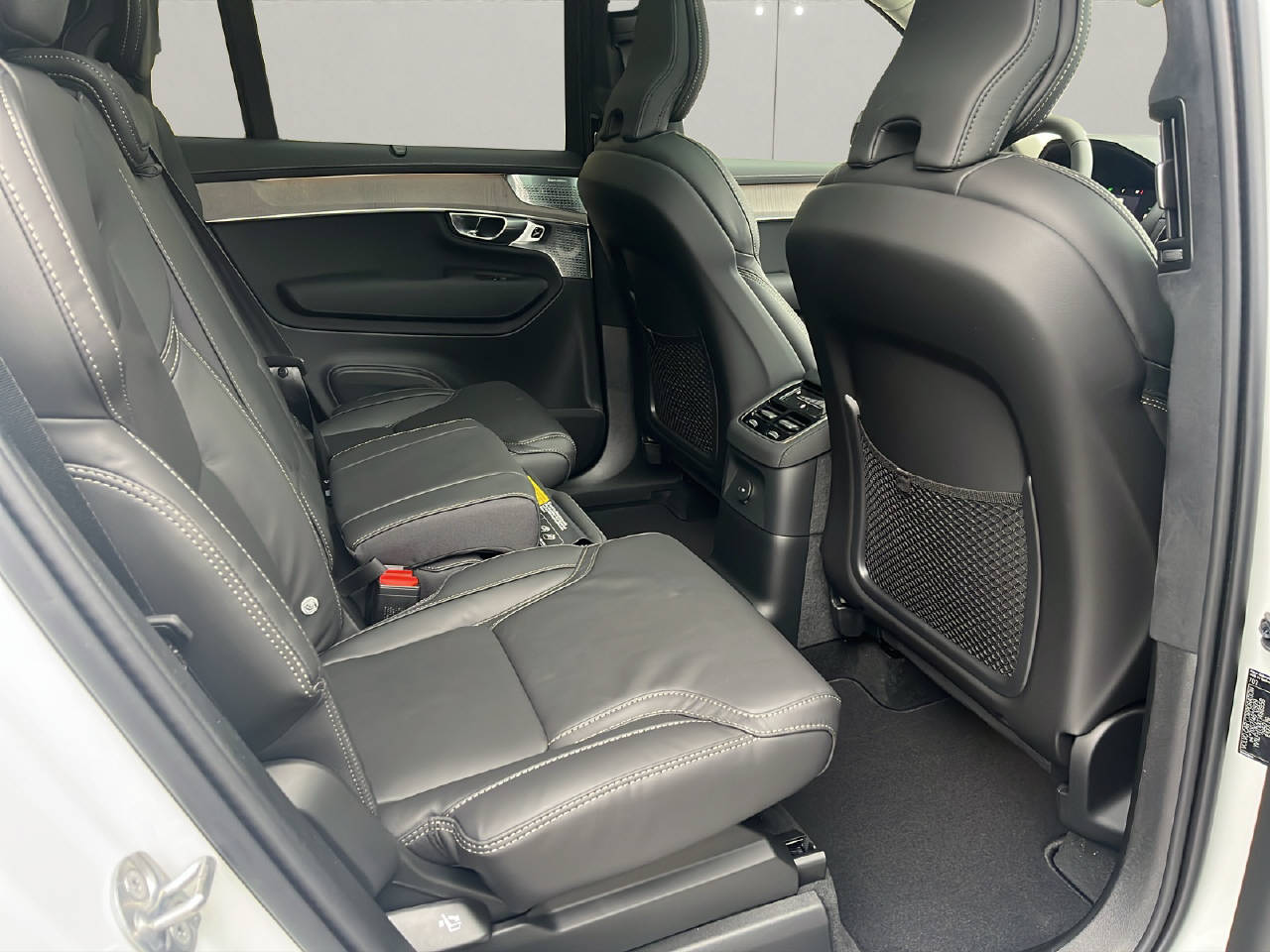 VOLVO XC90 2.0 T8 TE Ultra Dark eAWD XCLUSIVE-image-11