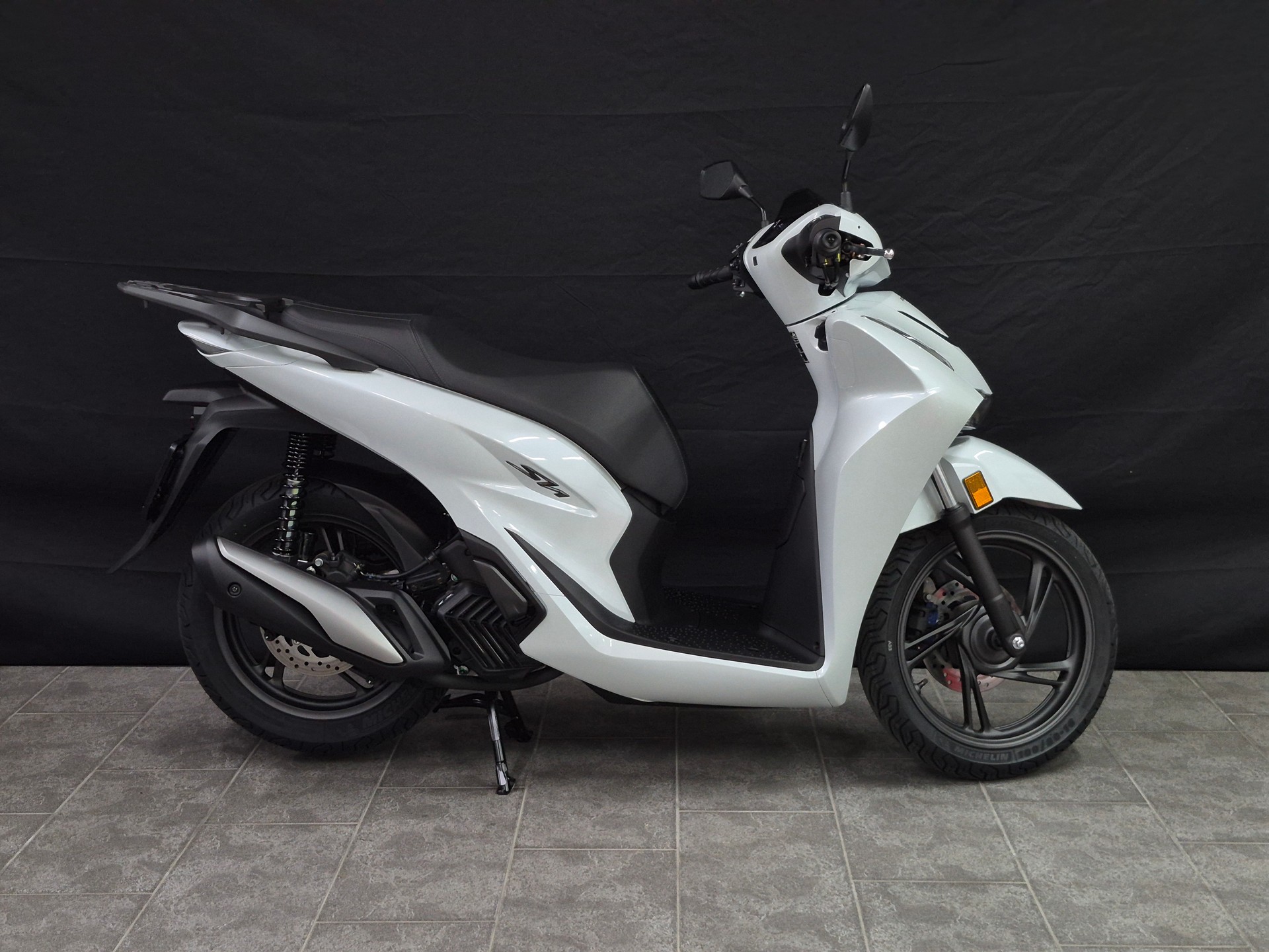 HONDA SH 125-image-12