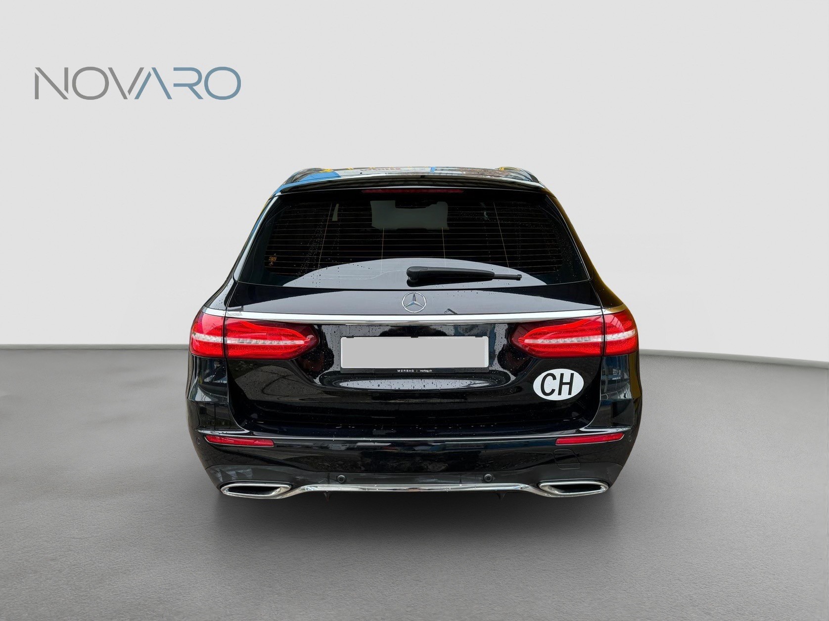 MERCEDES-BENZ E 220 d AMG Line 4Matic 9G-Tronic-image-4