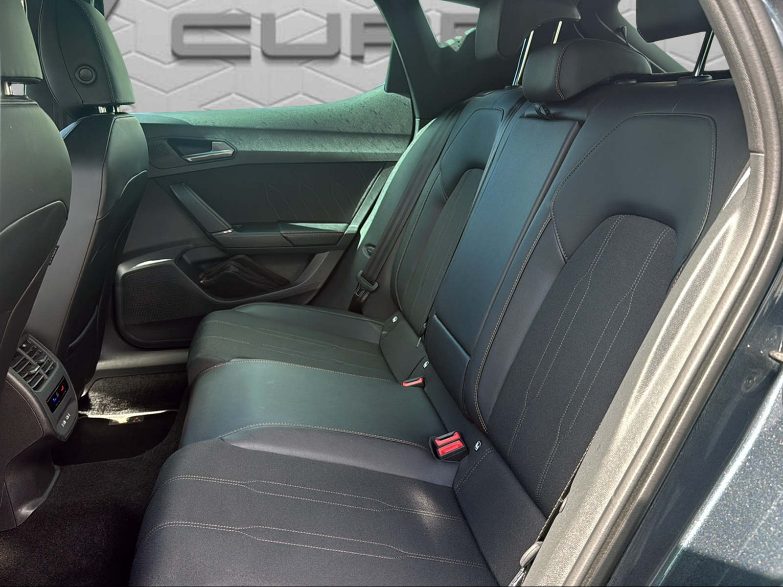 CUPRA LEON 1.5 TSI DSG-image-15