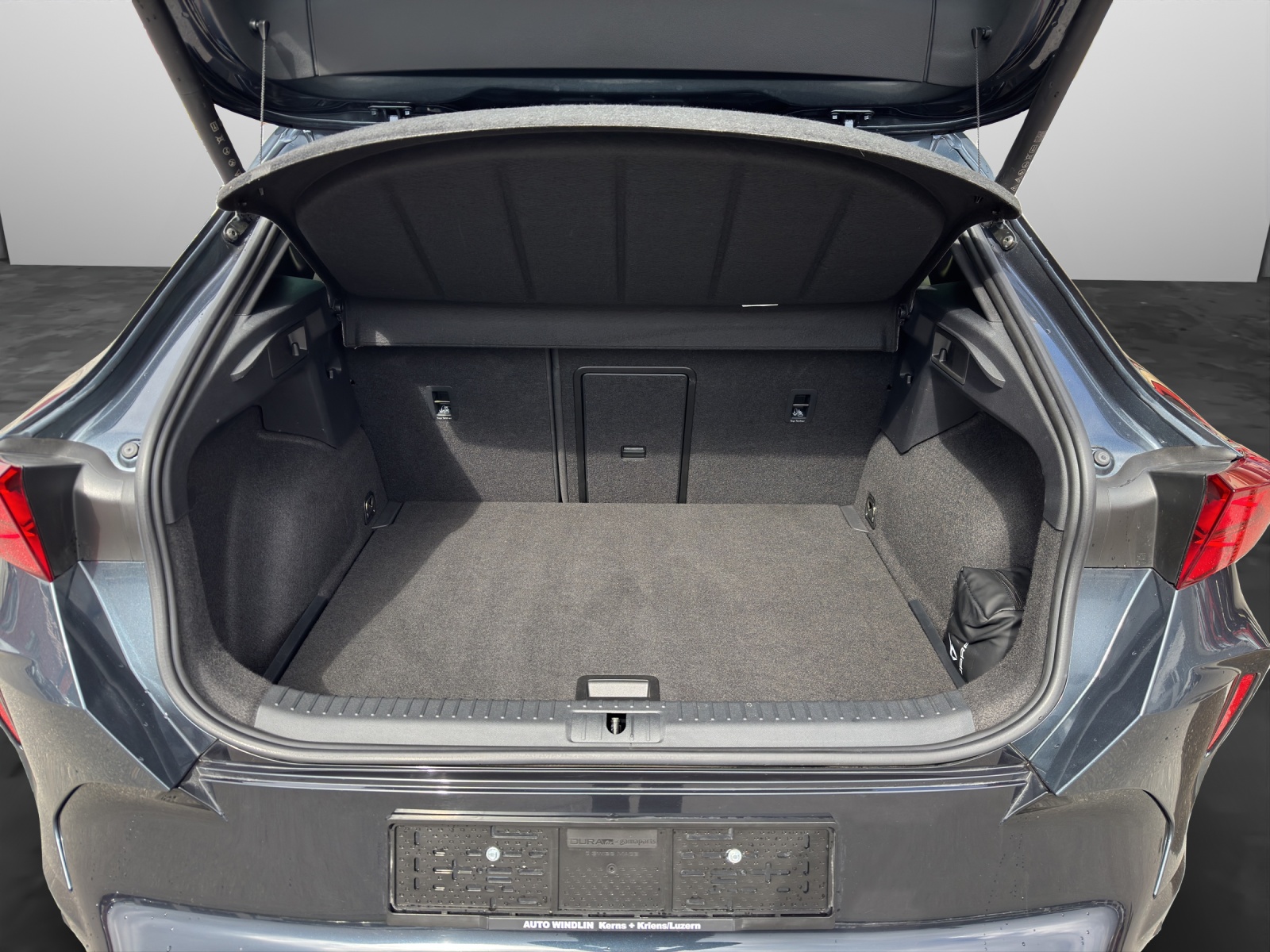 CUPRA Formentor 1.5 eTSI DSG-image-14