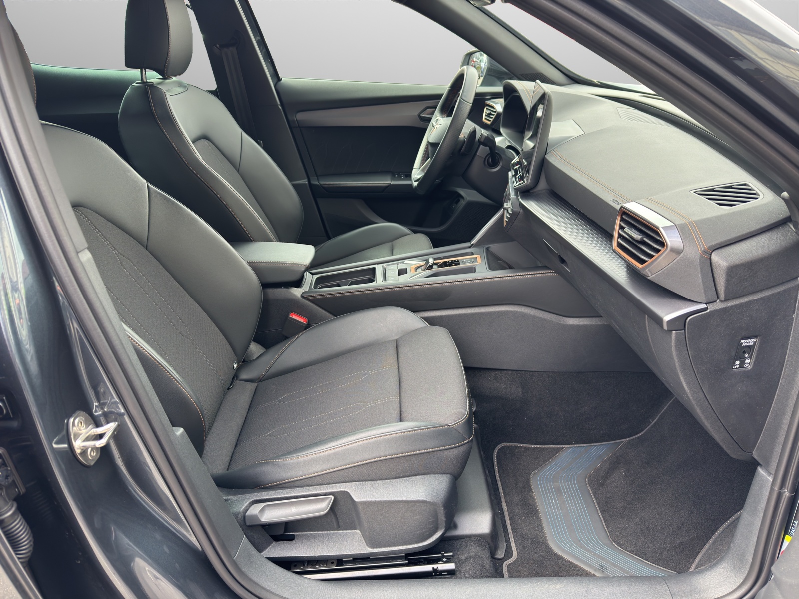 CUPRA Formentor 1.5 eTSI DSG-image-6