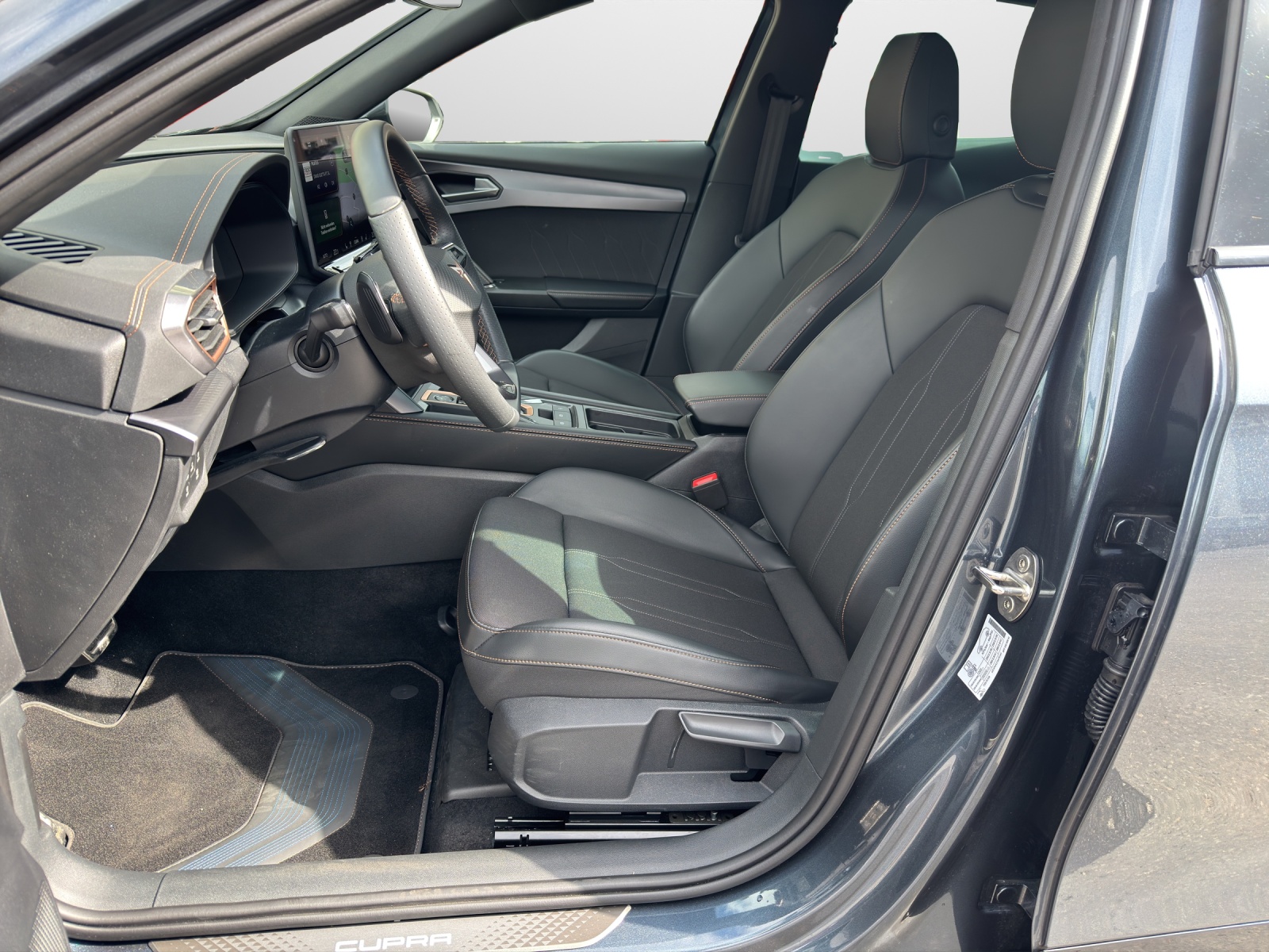 CUPRA Formentor 1.5 eTSI DSG-image-4