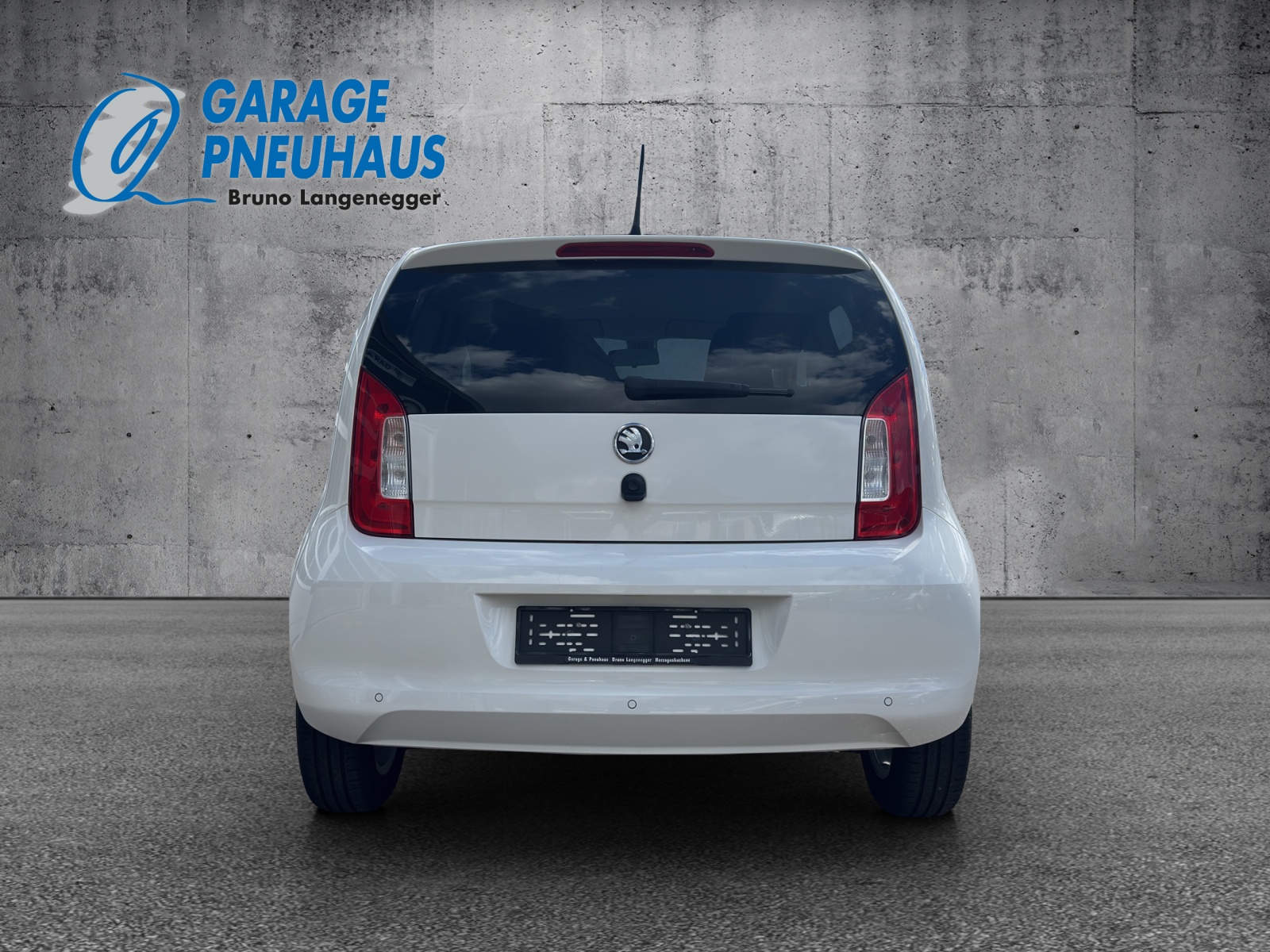 SKODA Citigo 1.0 Sport ASG-image-16