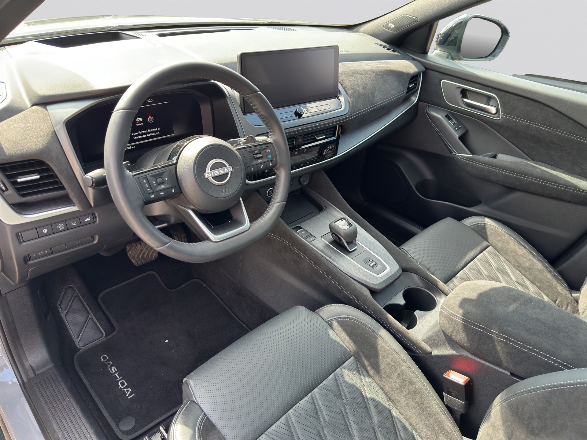 NISSAN Qashqai 1.3 DIG-T MHEV Tekna+ Xtronic-image-6