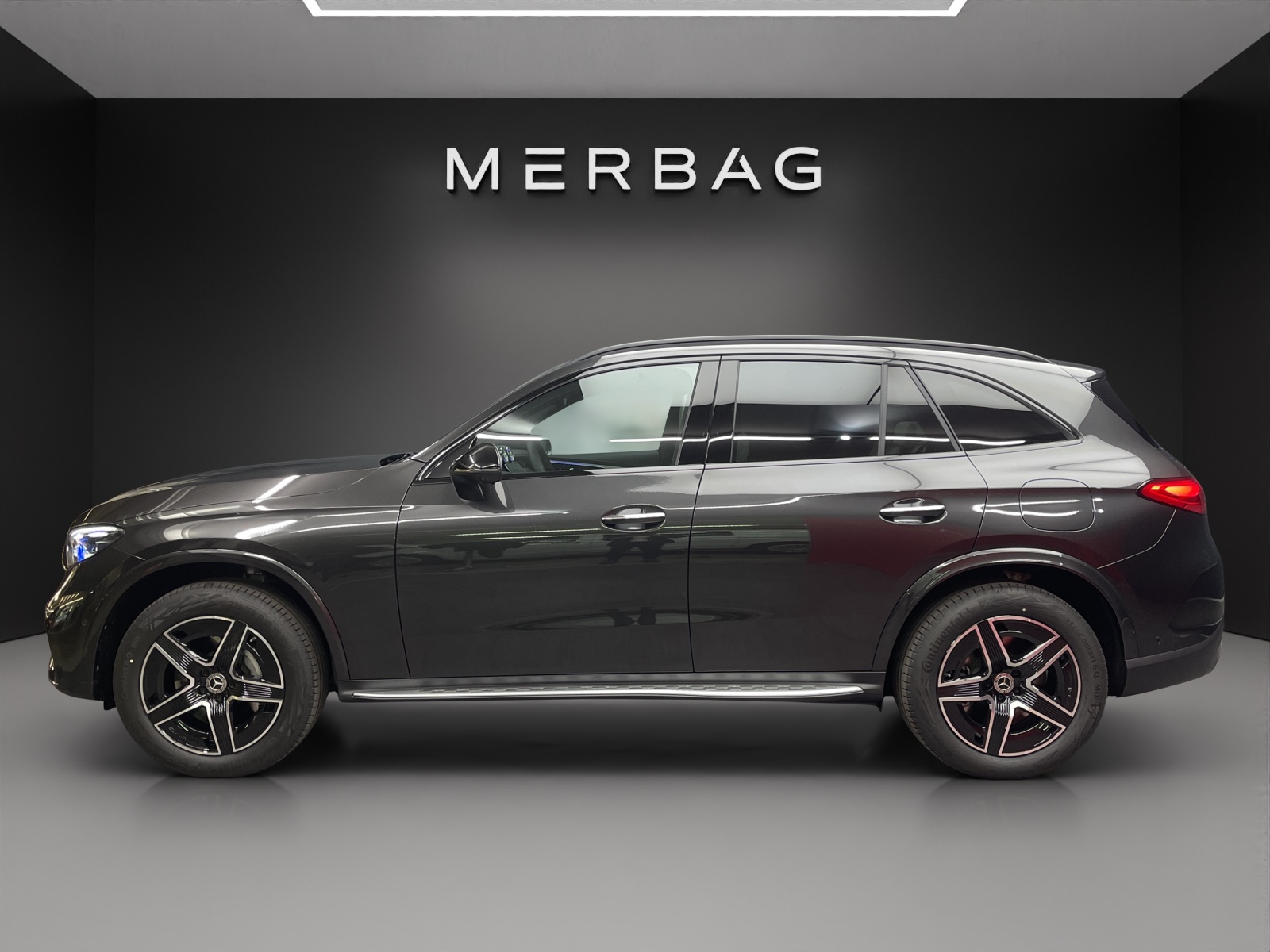 MERCEDES-BENZ GLC 300 e 4M 9G-Tronic-image-2