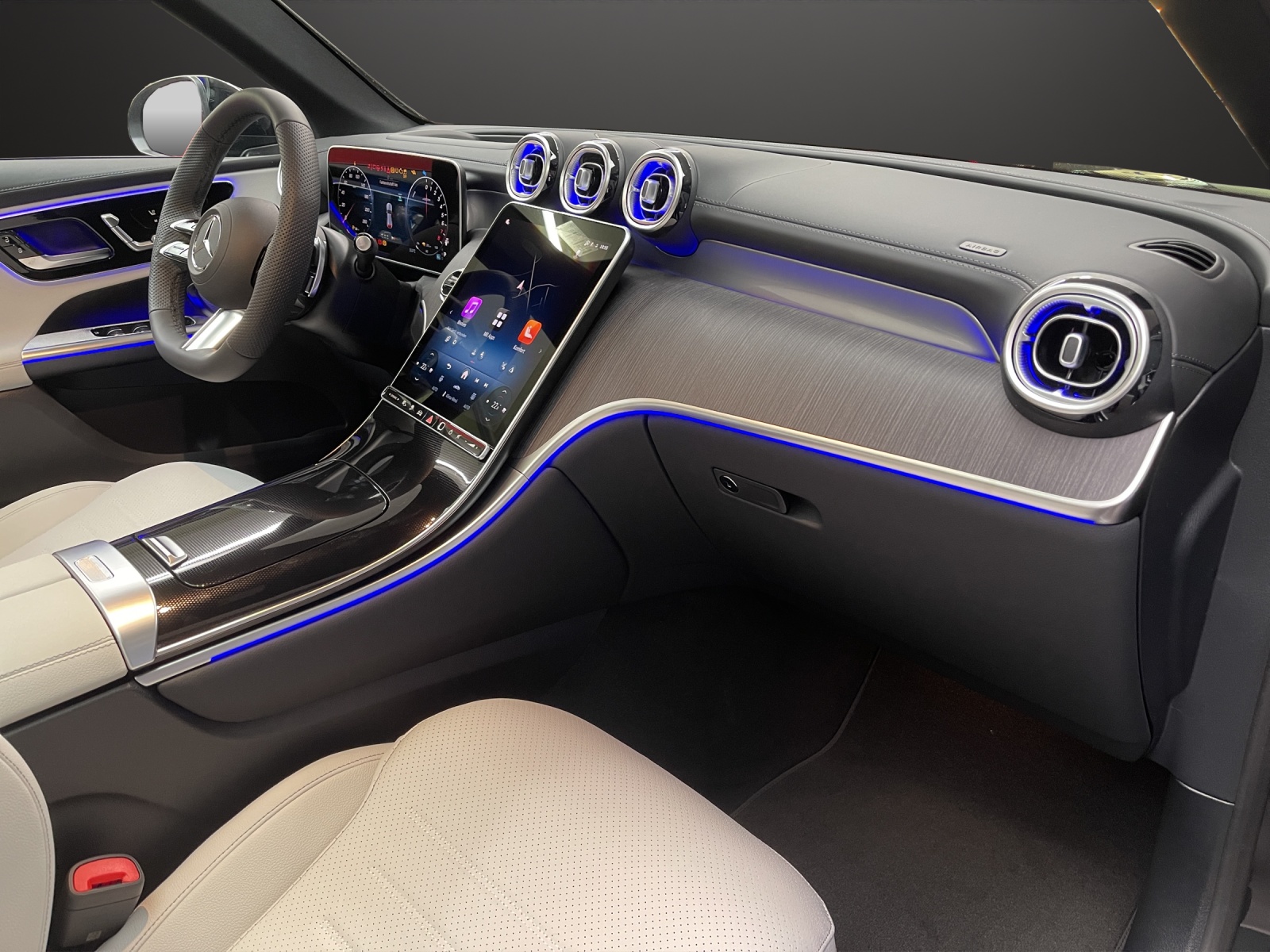 MERCEDES-BENZ GLC 300 e 4M 9G-Tronic-image-8