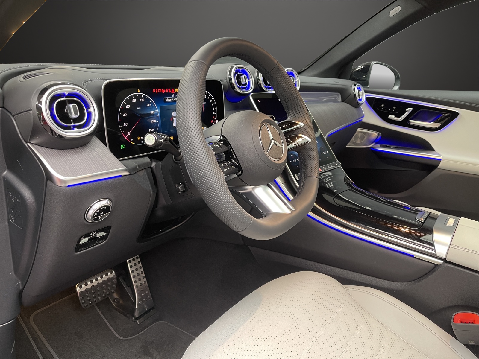 MERCEDES-BENZ GLC 300 e 4M 9G-Tronic-image-7