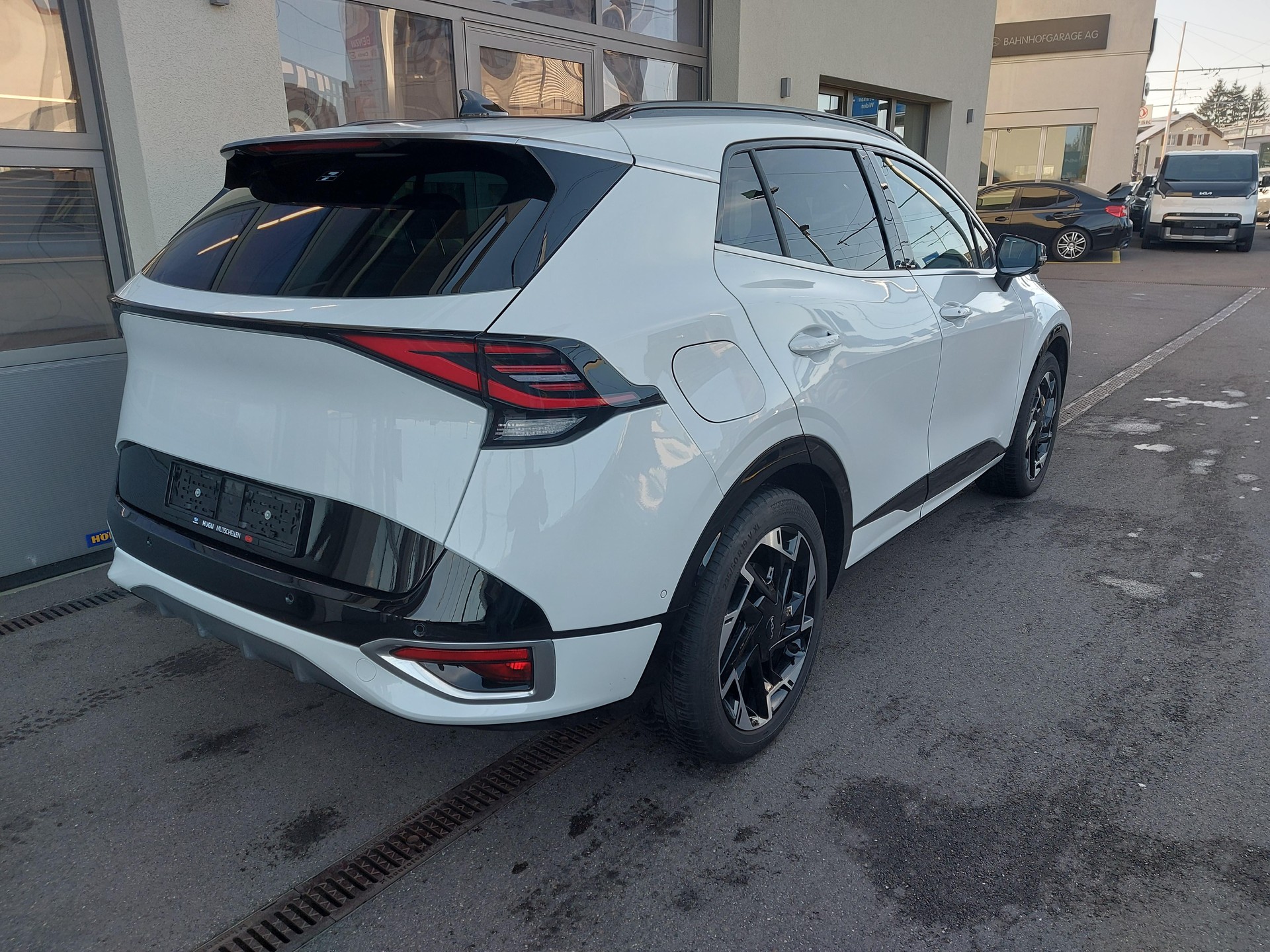 KIA Sportage 1.6 T-GDi PHEV GT-Line-image-5